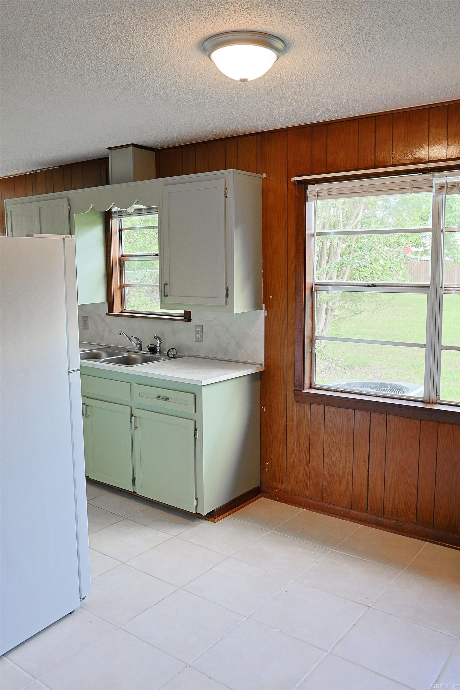 RAILROAD ADD - Residential