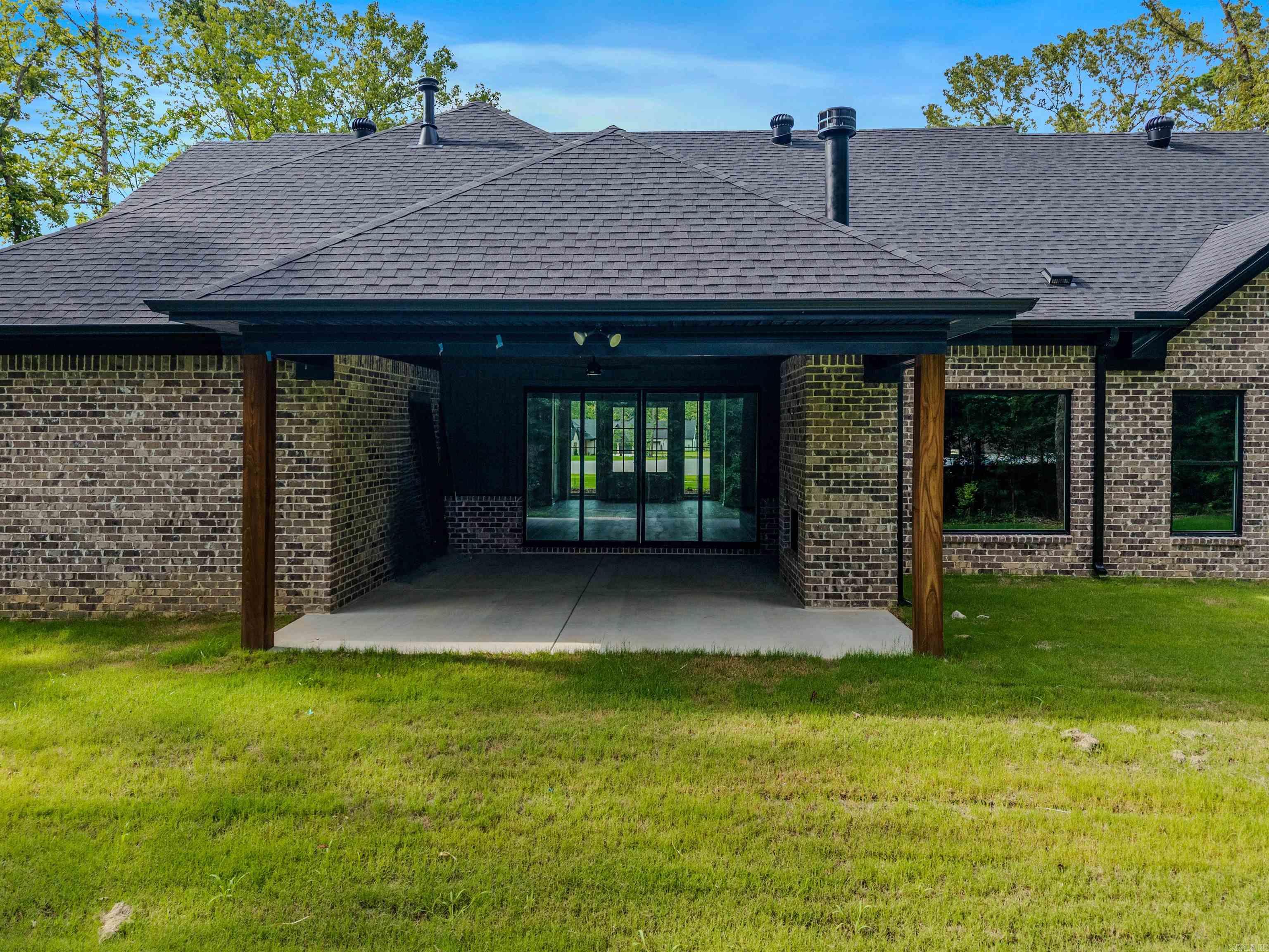 AVILLA MANOR - Residential