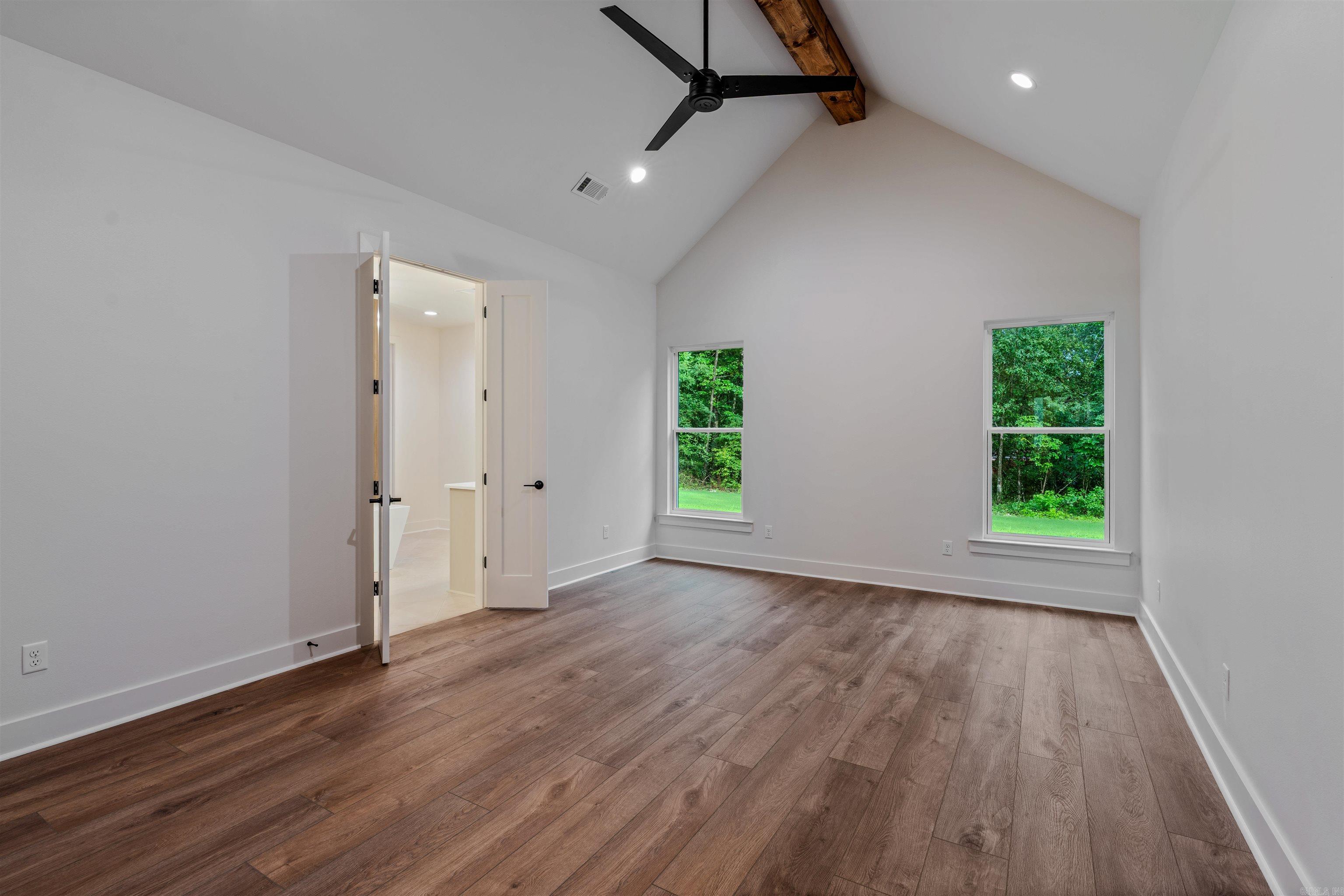 AVILLA MANOR - Residential