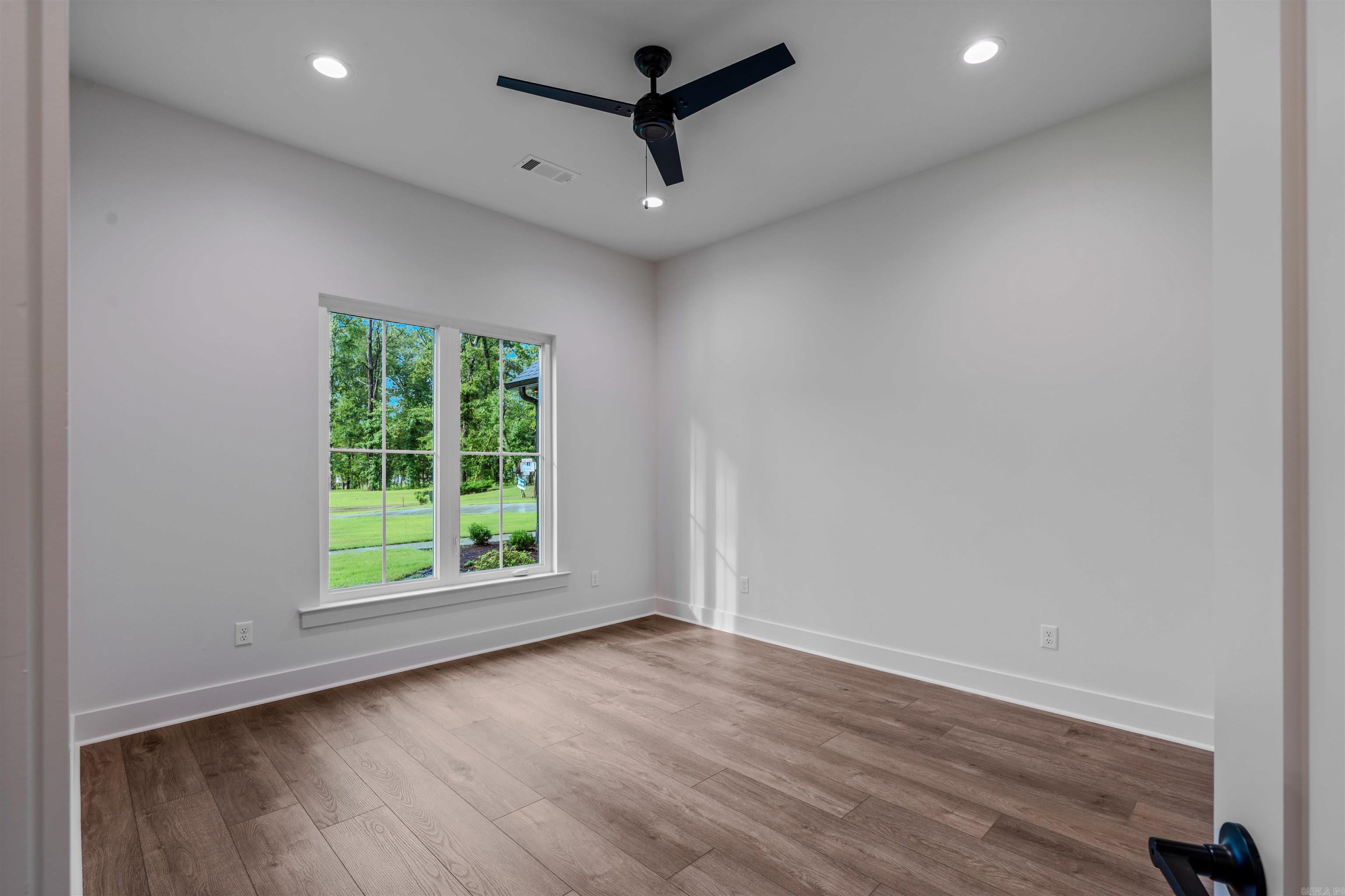 AVILLA MANOR - Residential