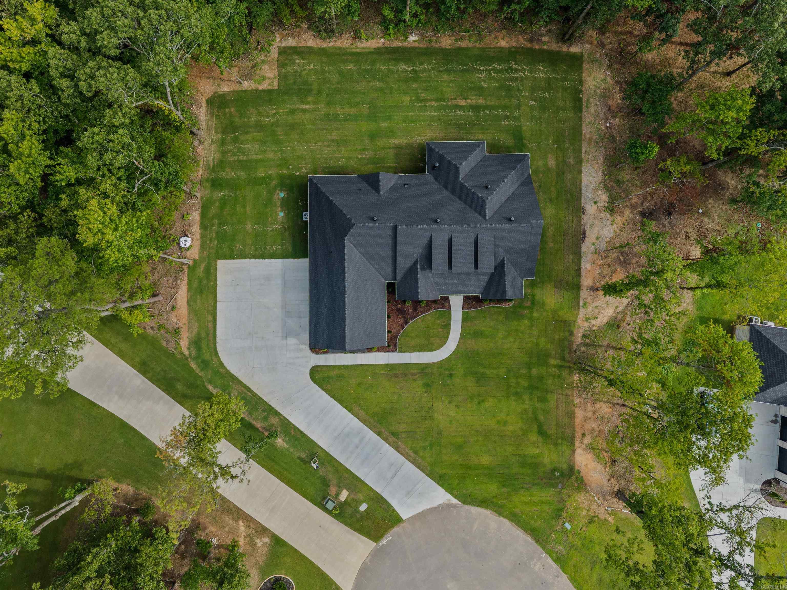 AVILLA MANOR - Residential
