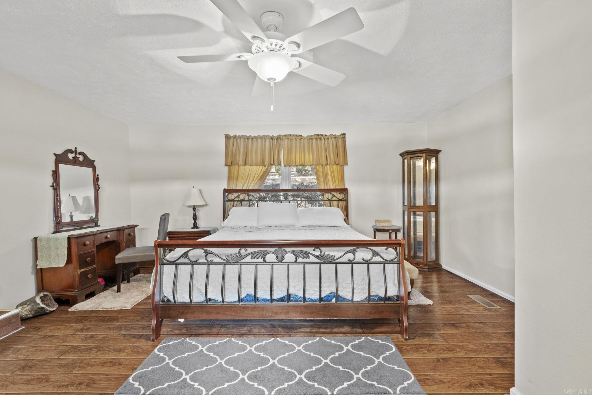 HATCHERS LAKE - Residential