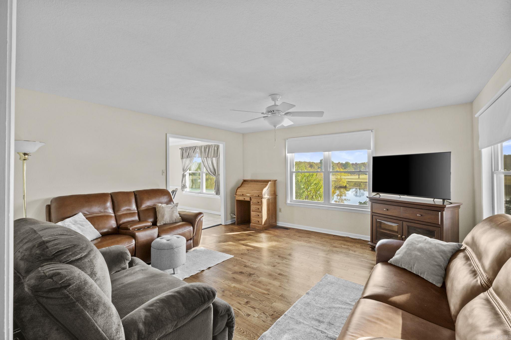 HATCHERS LAKE - Residential