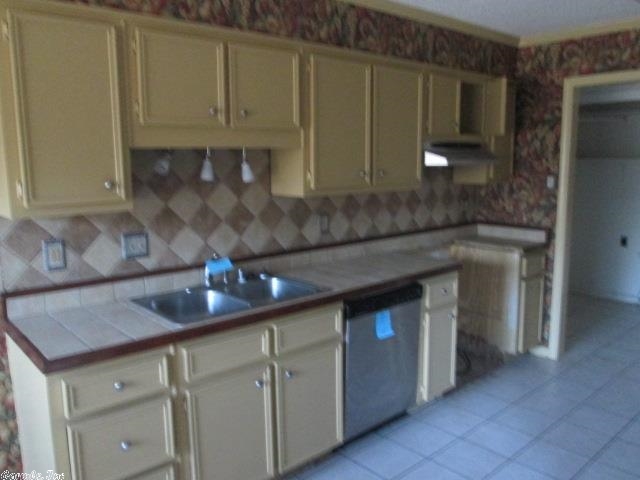 AMBER OAKS ADDN - Residential
