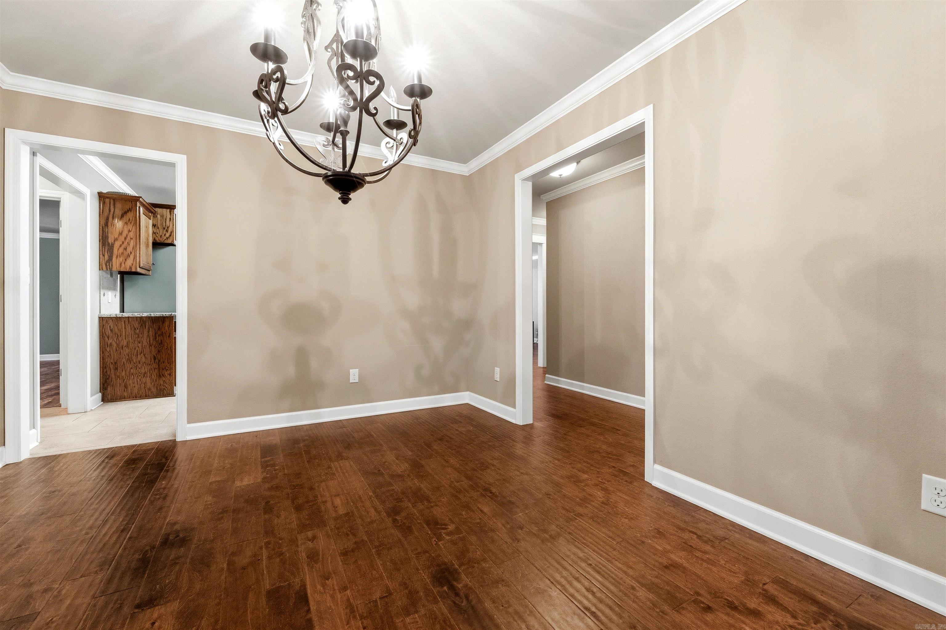 OAK GLENN - Residential