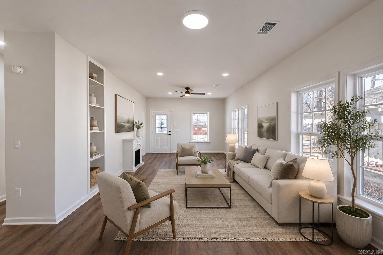 CLIFTONS ADDN - Residential