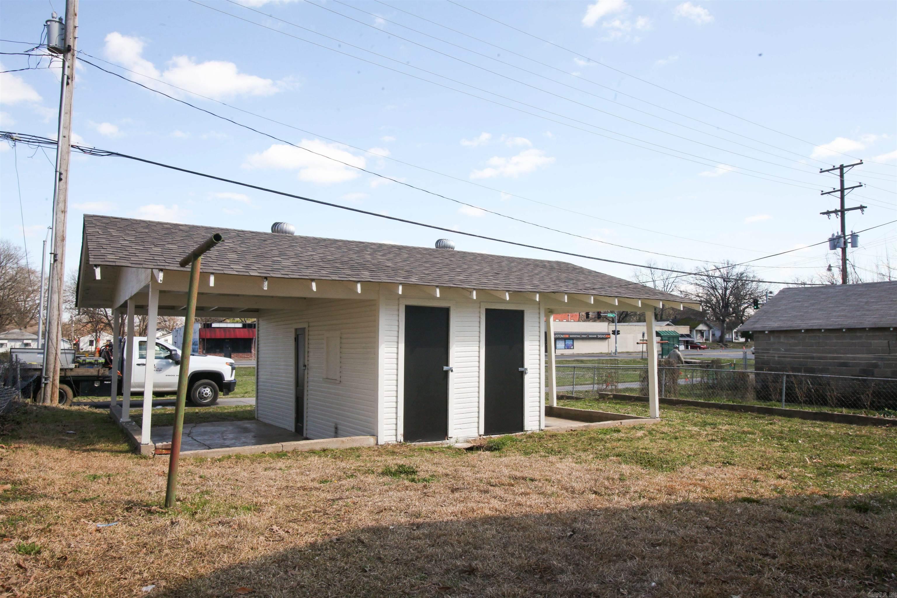 Missouri Pacific - Residential Lease