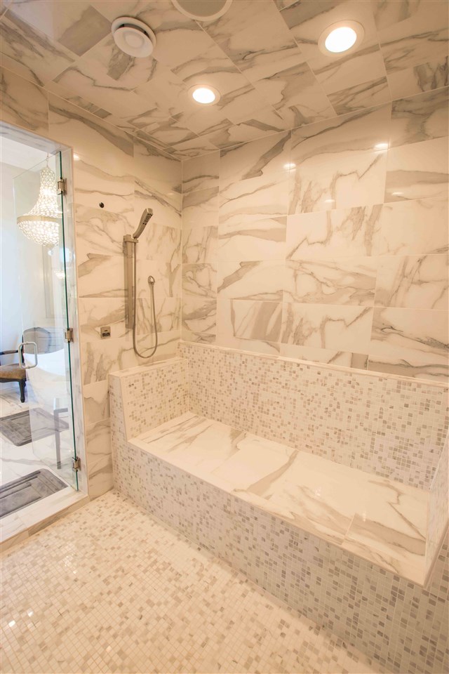 AMESLEY MANOR - Residential
