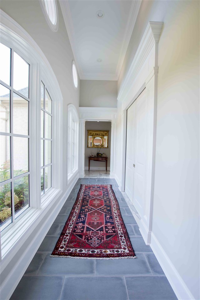 AMESLEY MANOR - Residential