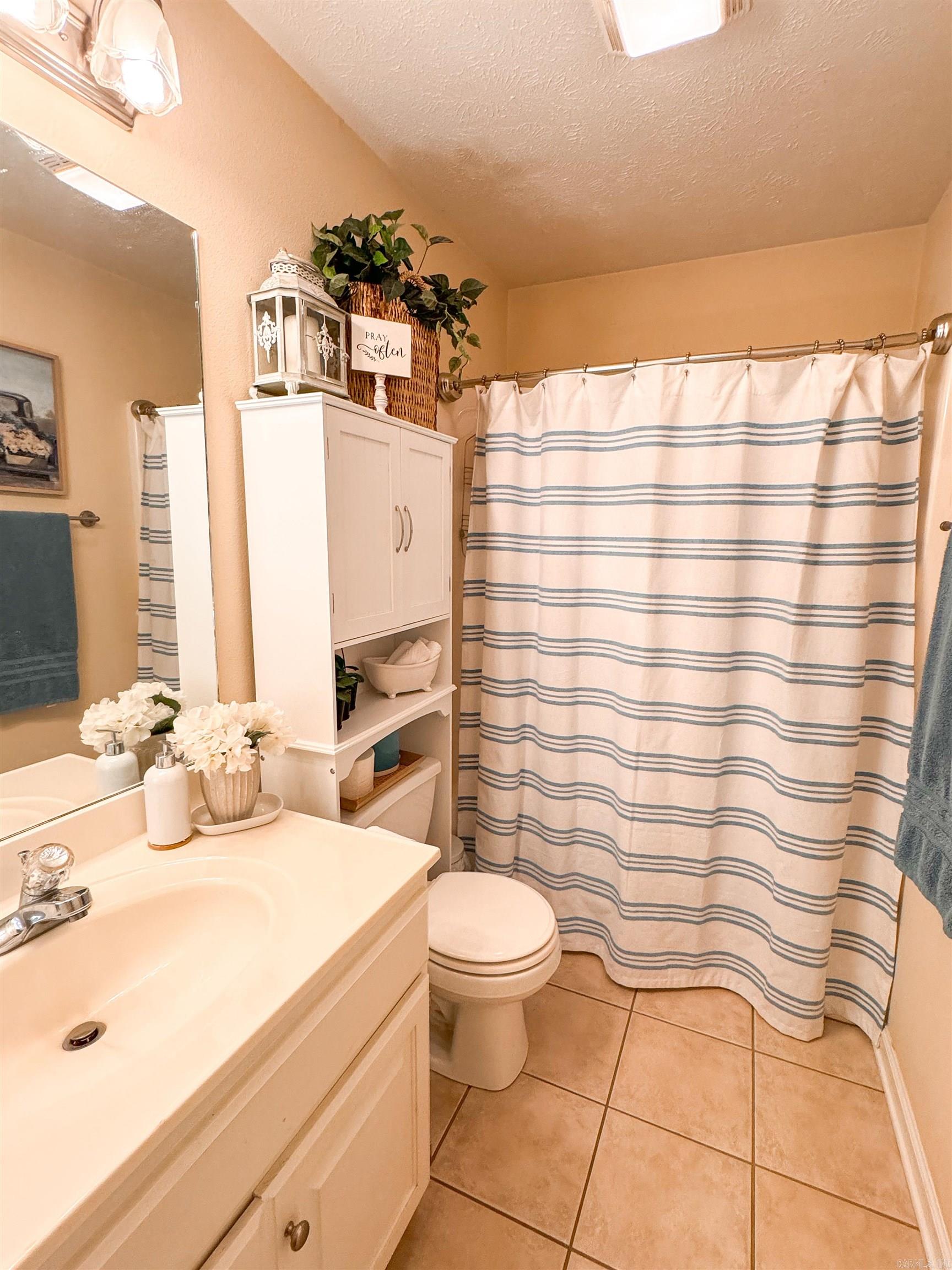 COLONY WEST S/D - Residential