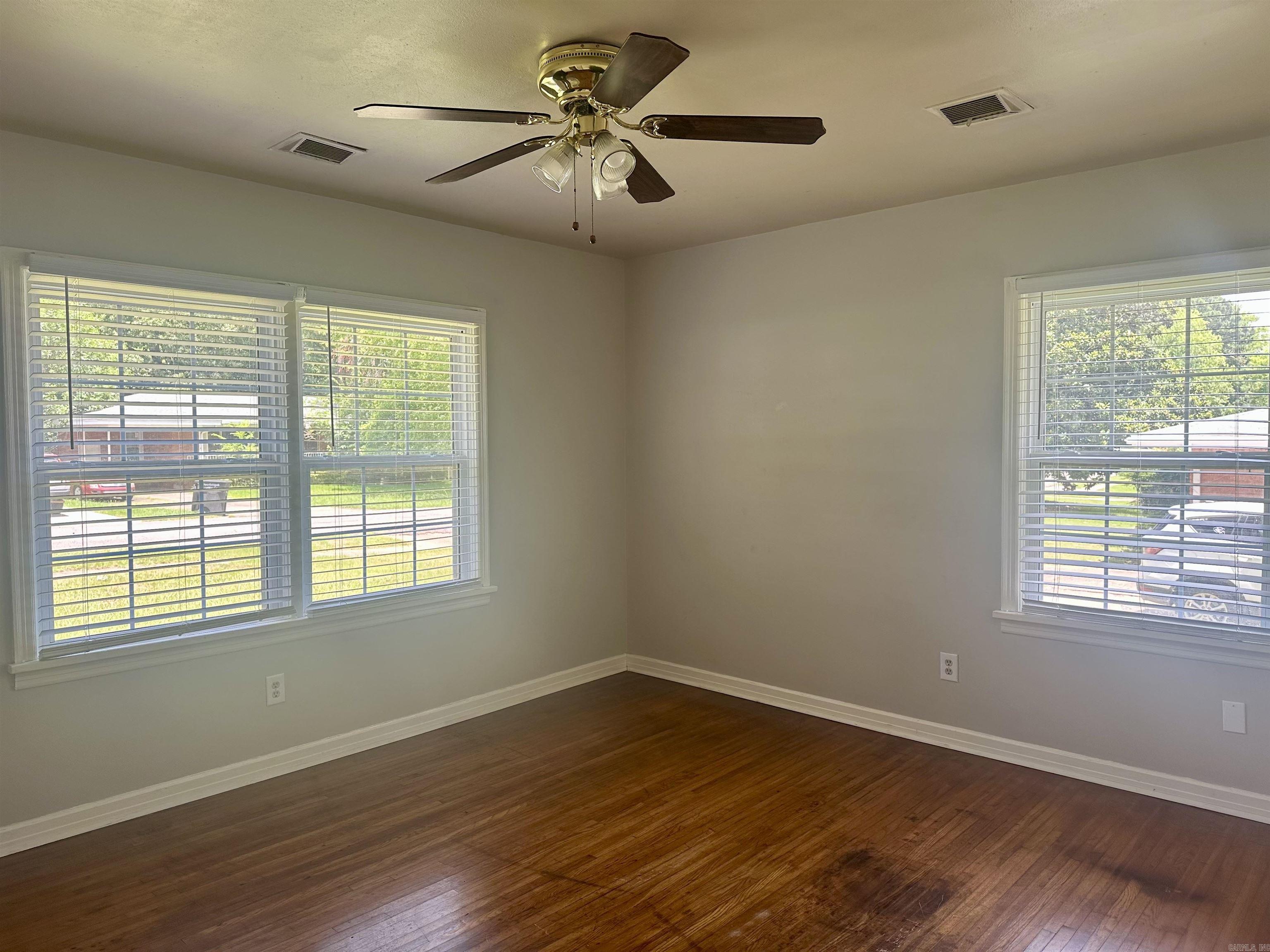 BRADENS ADDN TO JACK - Residential
