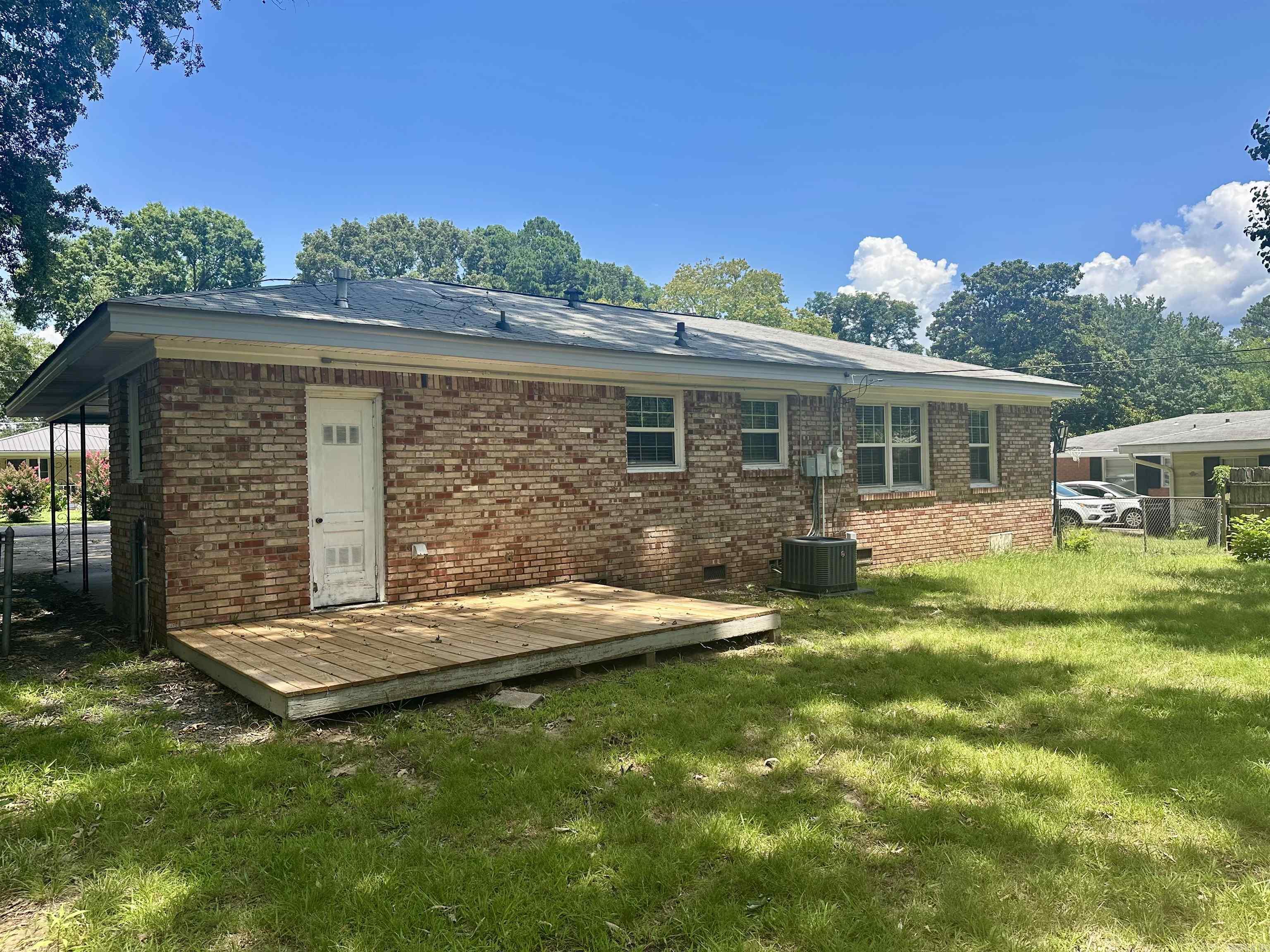 BRADENS ADDN TO JACK - Residential