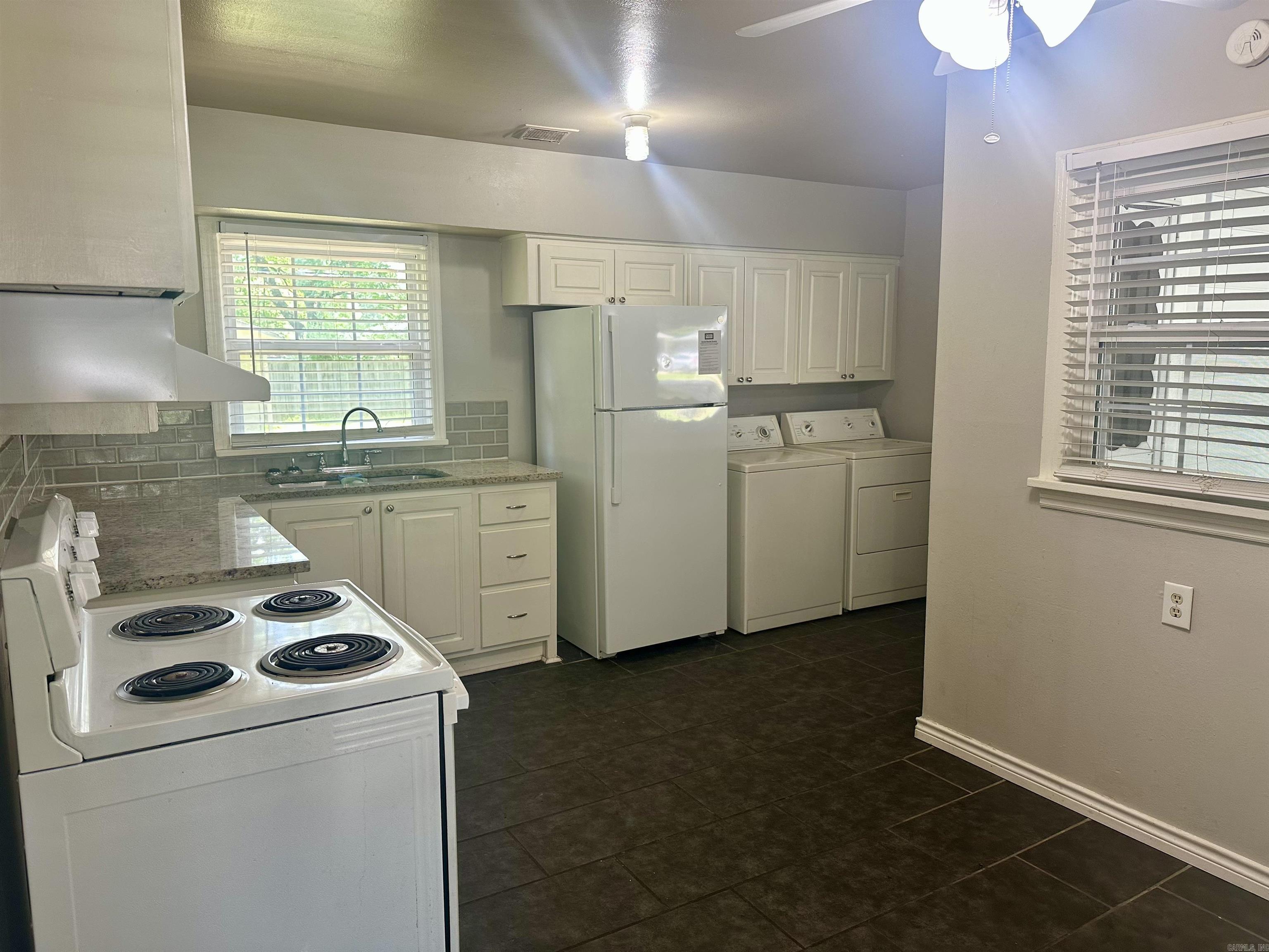 BRADENS ADDN TO JACK - Residential