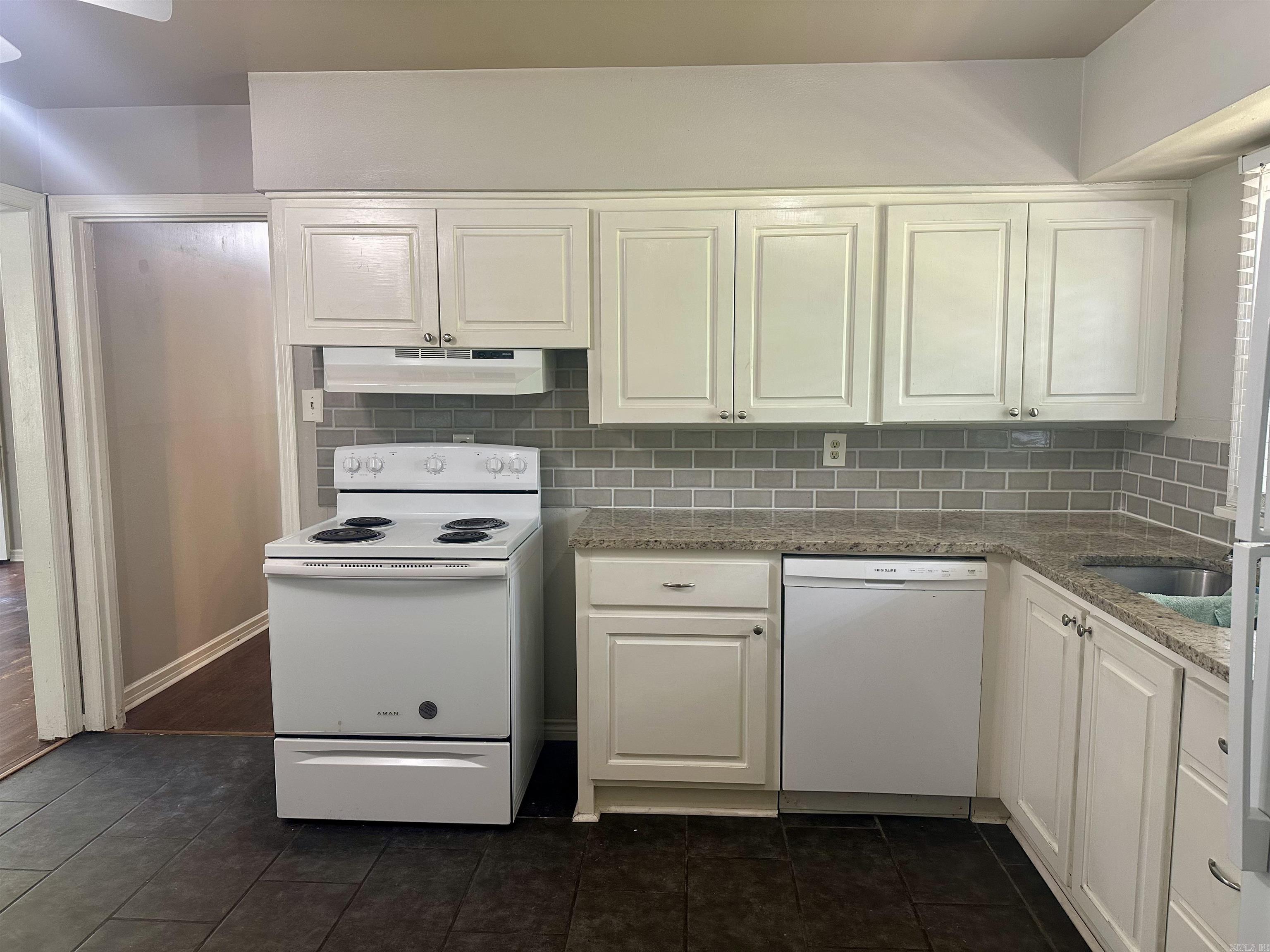 BRADENS ADDN TO JACK - Residential