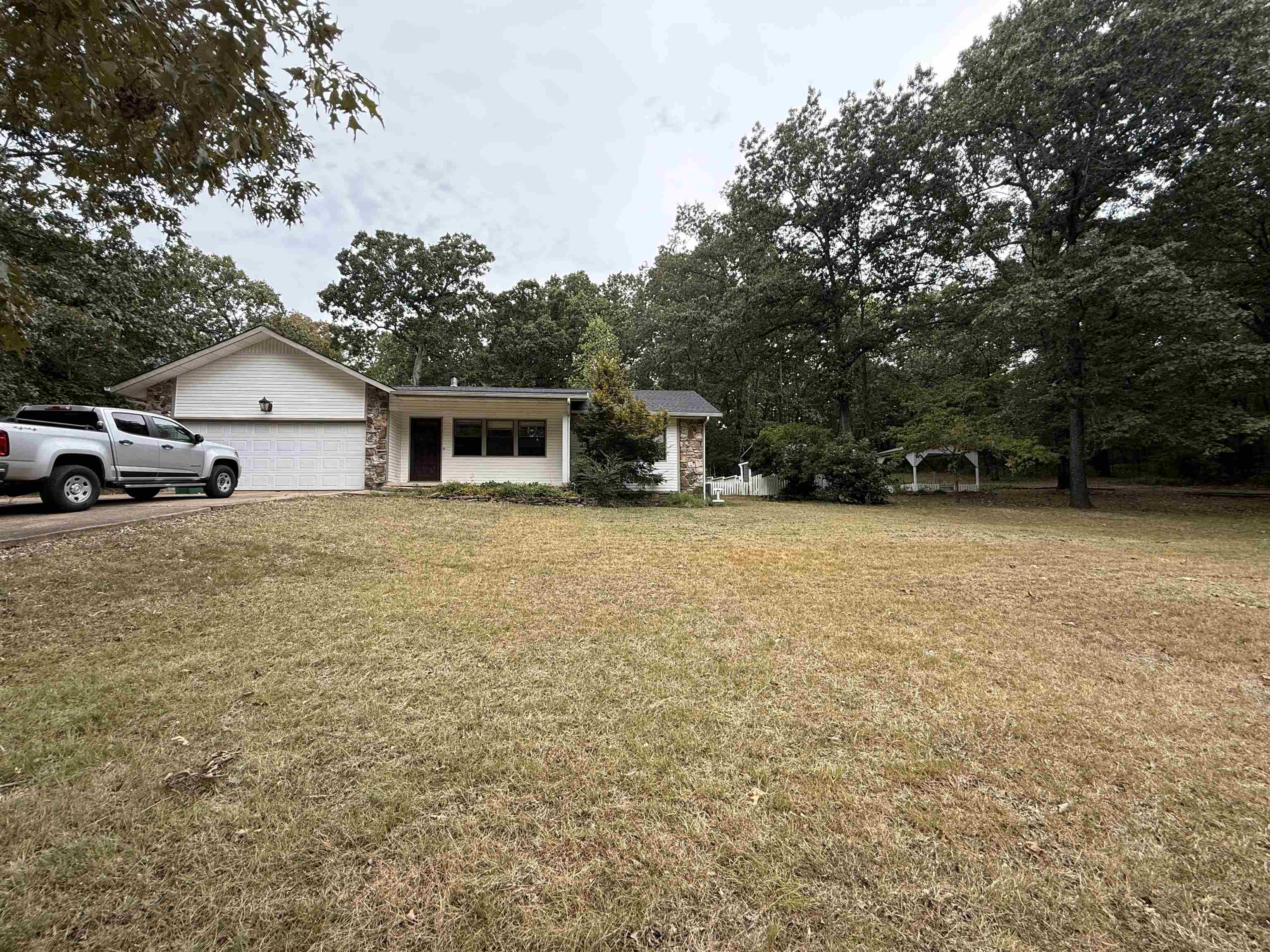 Crow 2nd - Residential Lease