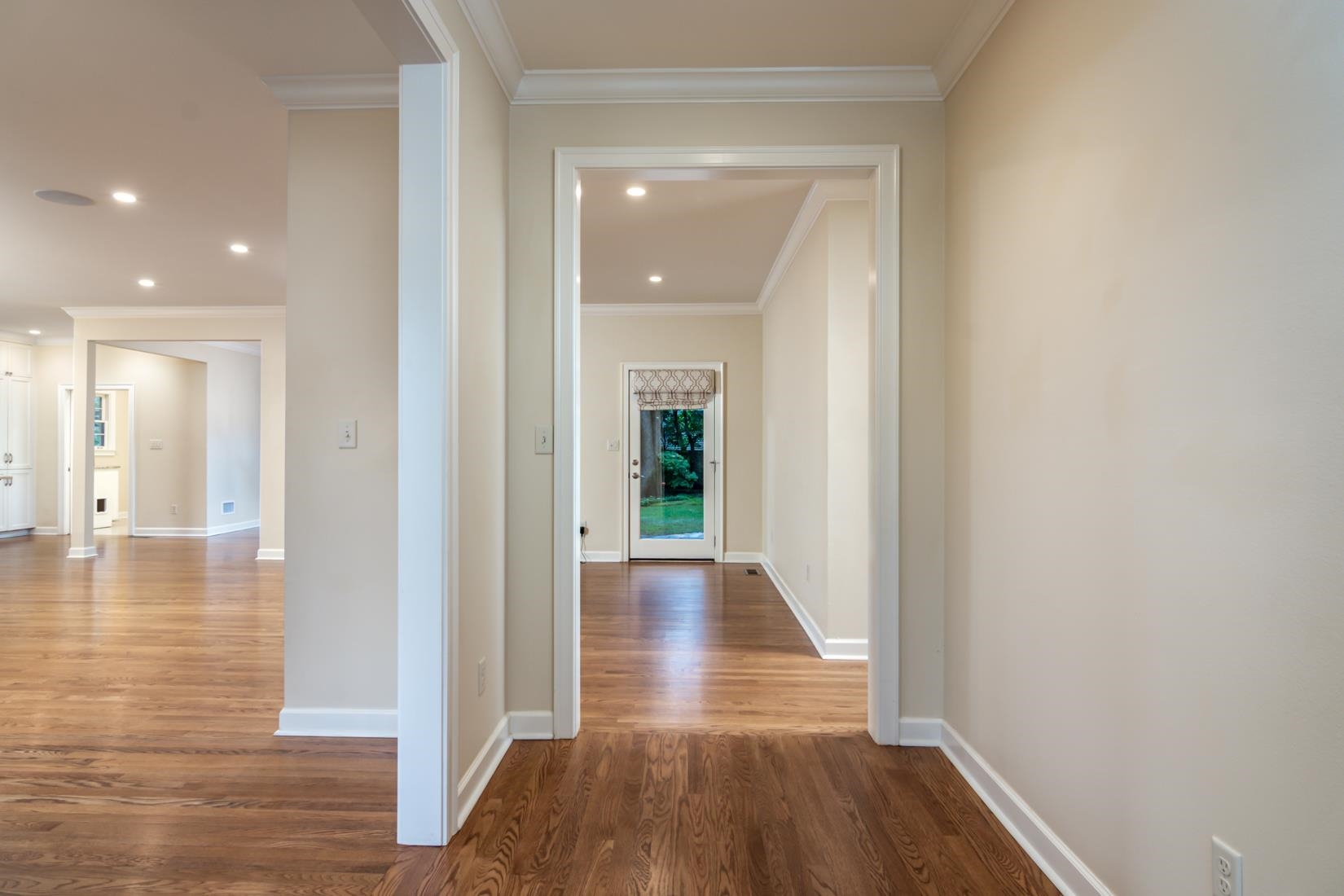 NEWTONS - Residential