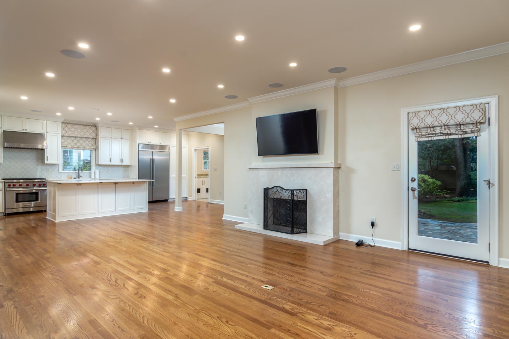 NEWTONS - Residential