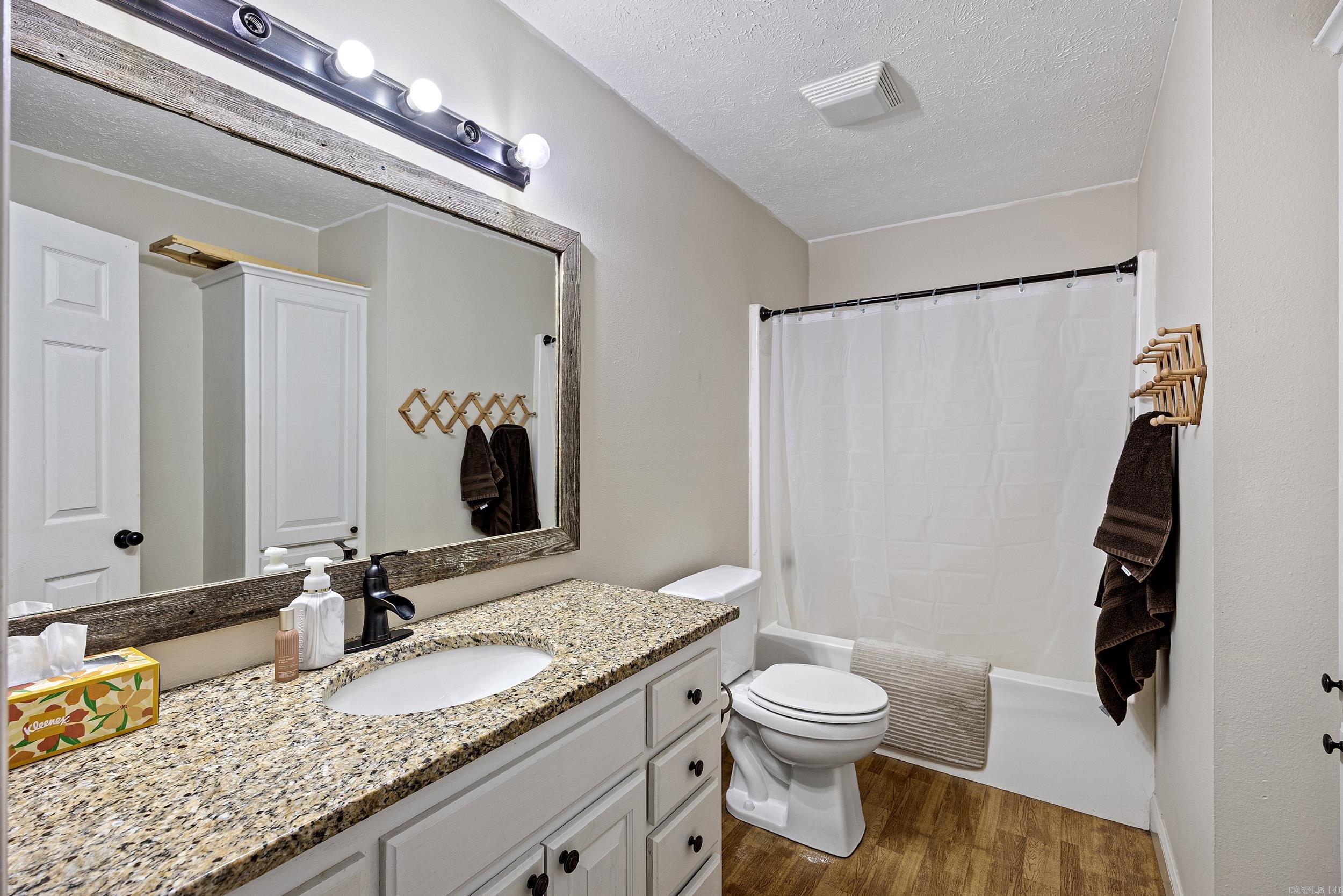 BROOKE RIDGE EST - Residential