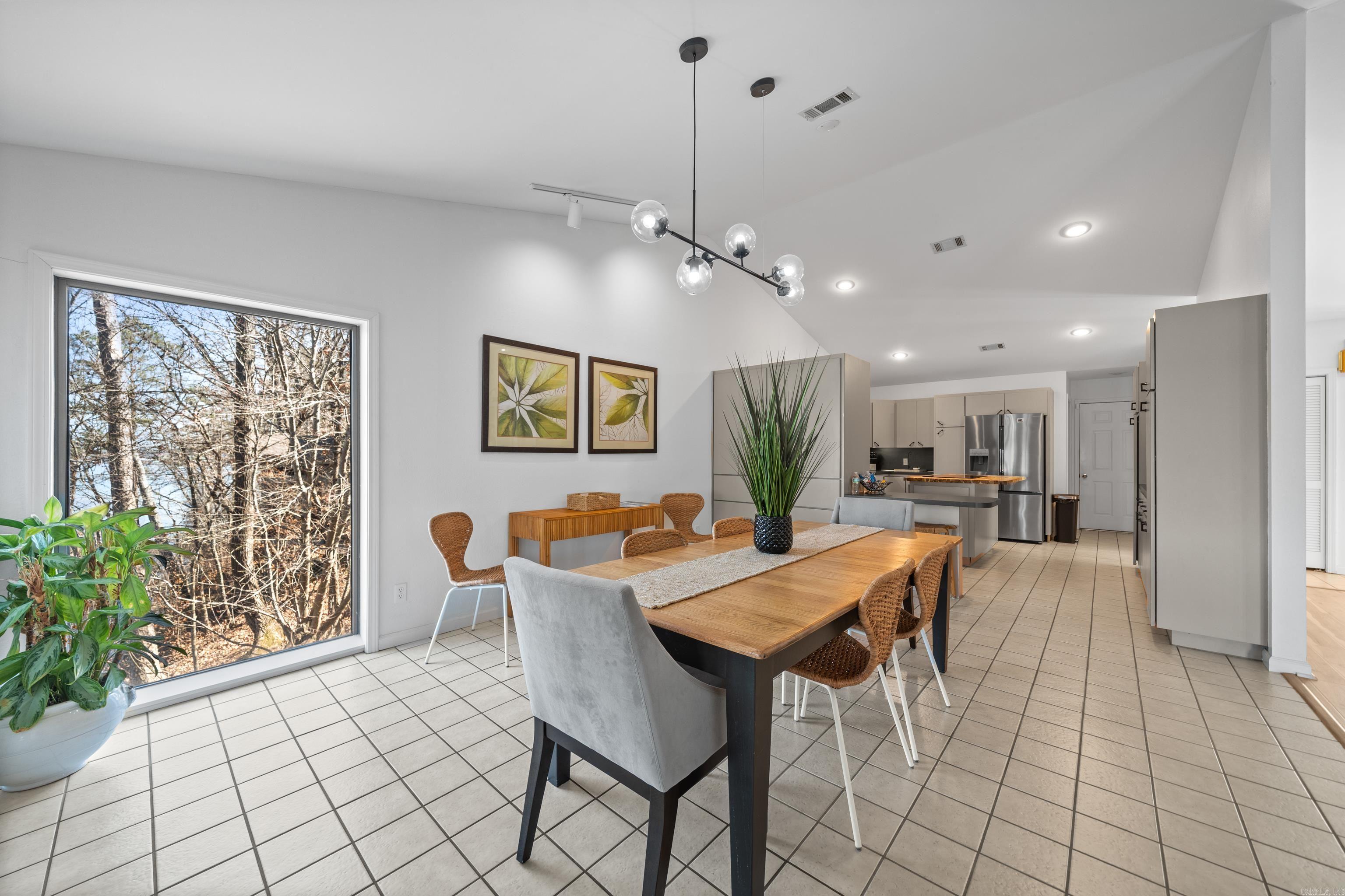TANGLEWOOD - Residential