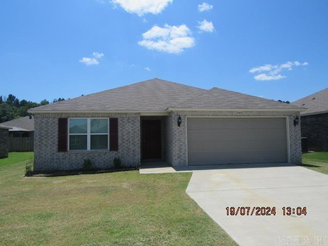 2 Year old Home in Bell Valley! This wonderful 3-bedroom home offers a split bedroom plan, large family room off the open kitchen, stainless steel appliances including refrigerator, laundry room with separate pantry, 2-inch blinds throughout, ceiling fans throughout, all electric, and a great covered patio! No Pets! ***PLEASE NOTE WE DO NOT ADVERTISE ON CRAIGSLIST OR FACEBOOK MARKETPLACE. ANY LISTING OF OURS SEEN IS A SCAM!!!***