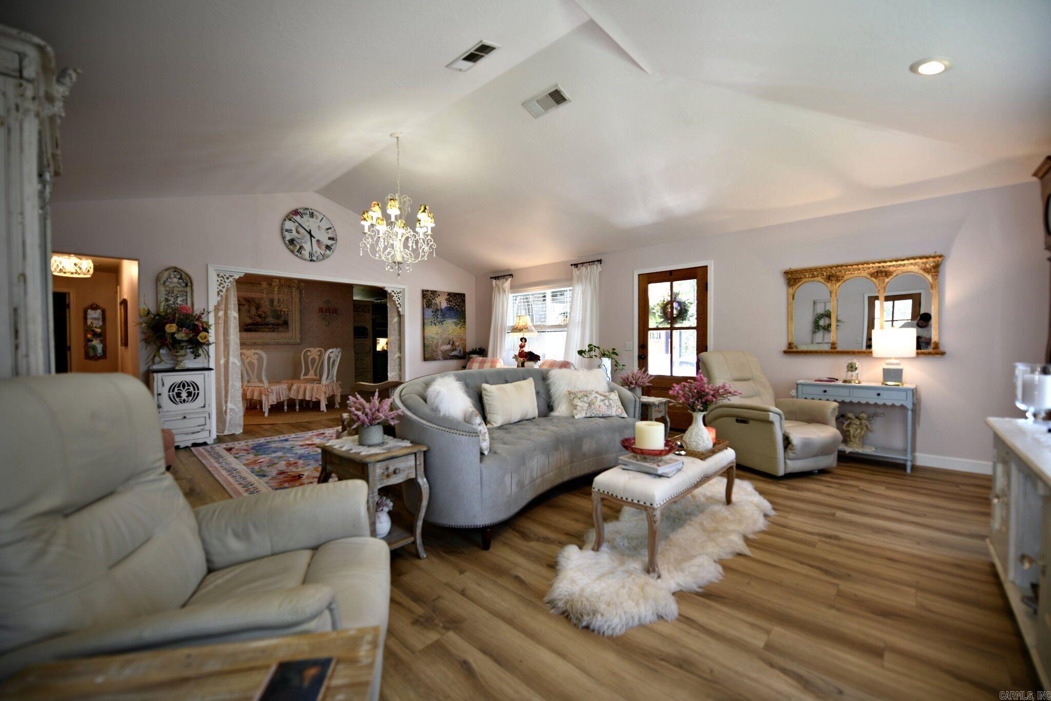 TIMBER RIDGE EAST - Residential