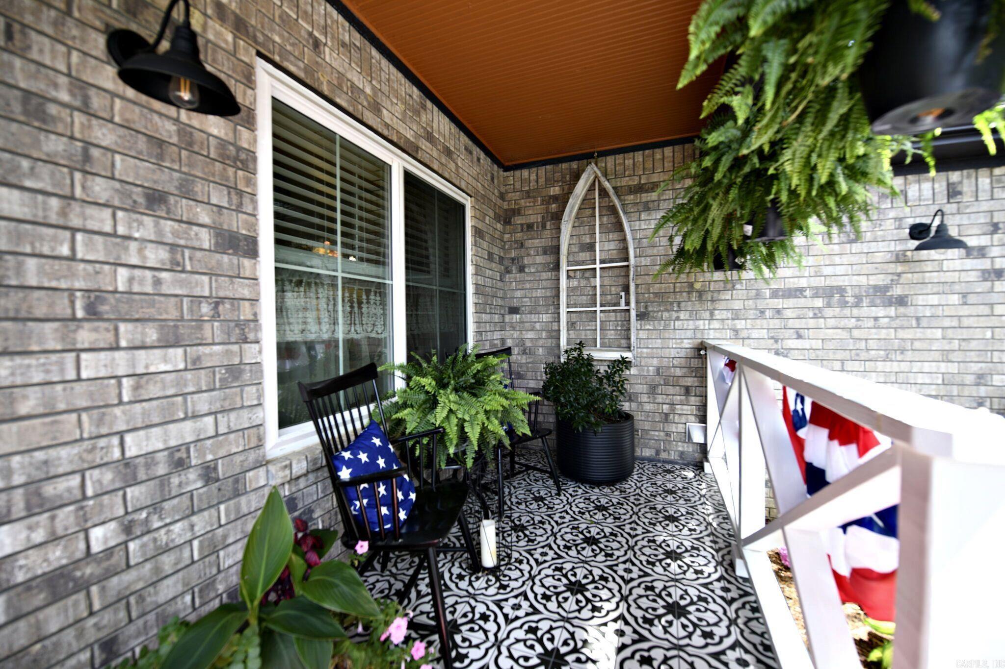 TIMBER RIDGE EAST - Residential
