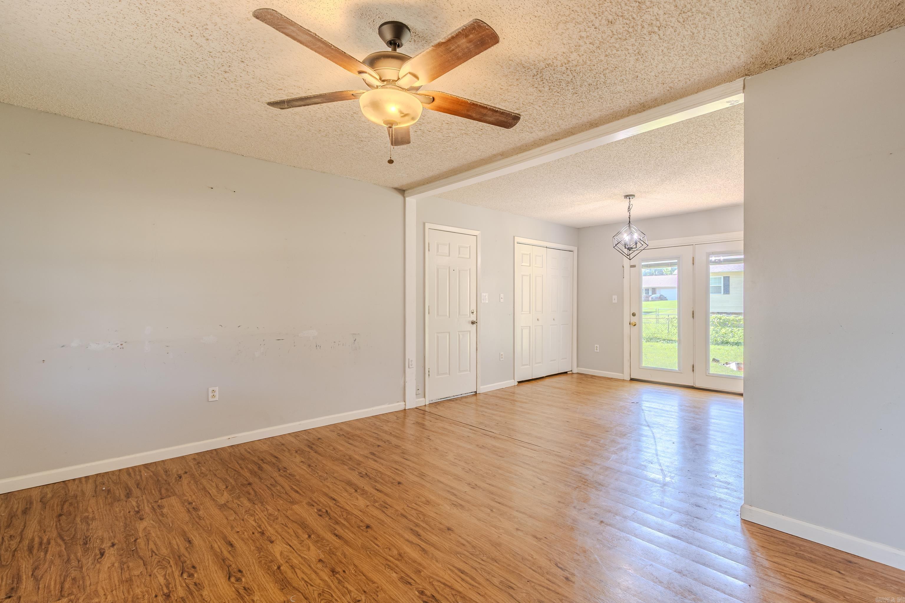 PLEASANT MEADOWS - Residential