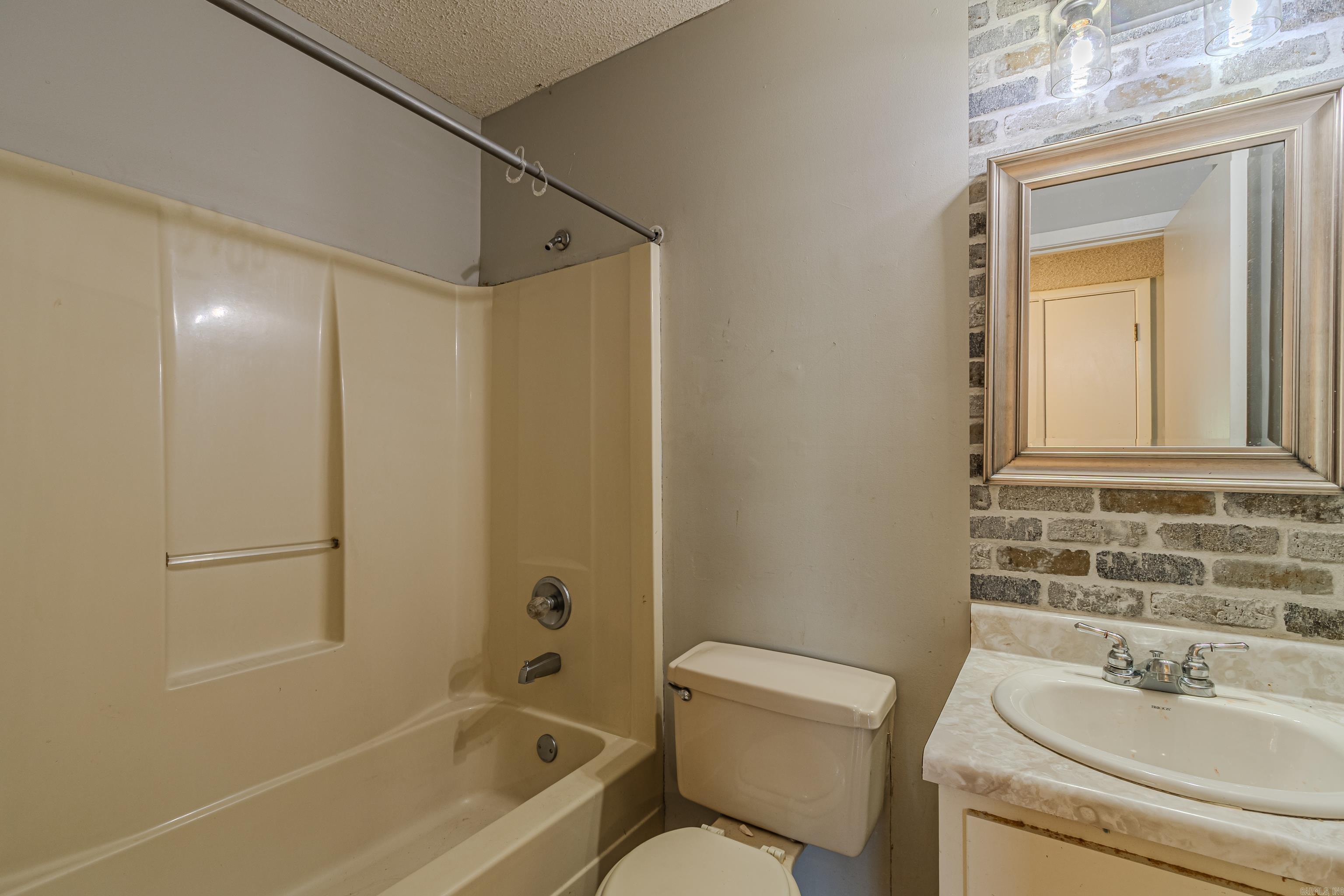 PLEASANT MEADOWS - Residential