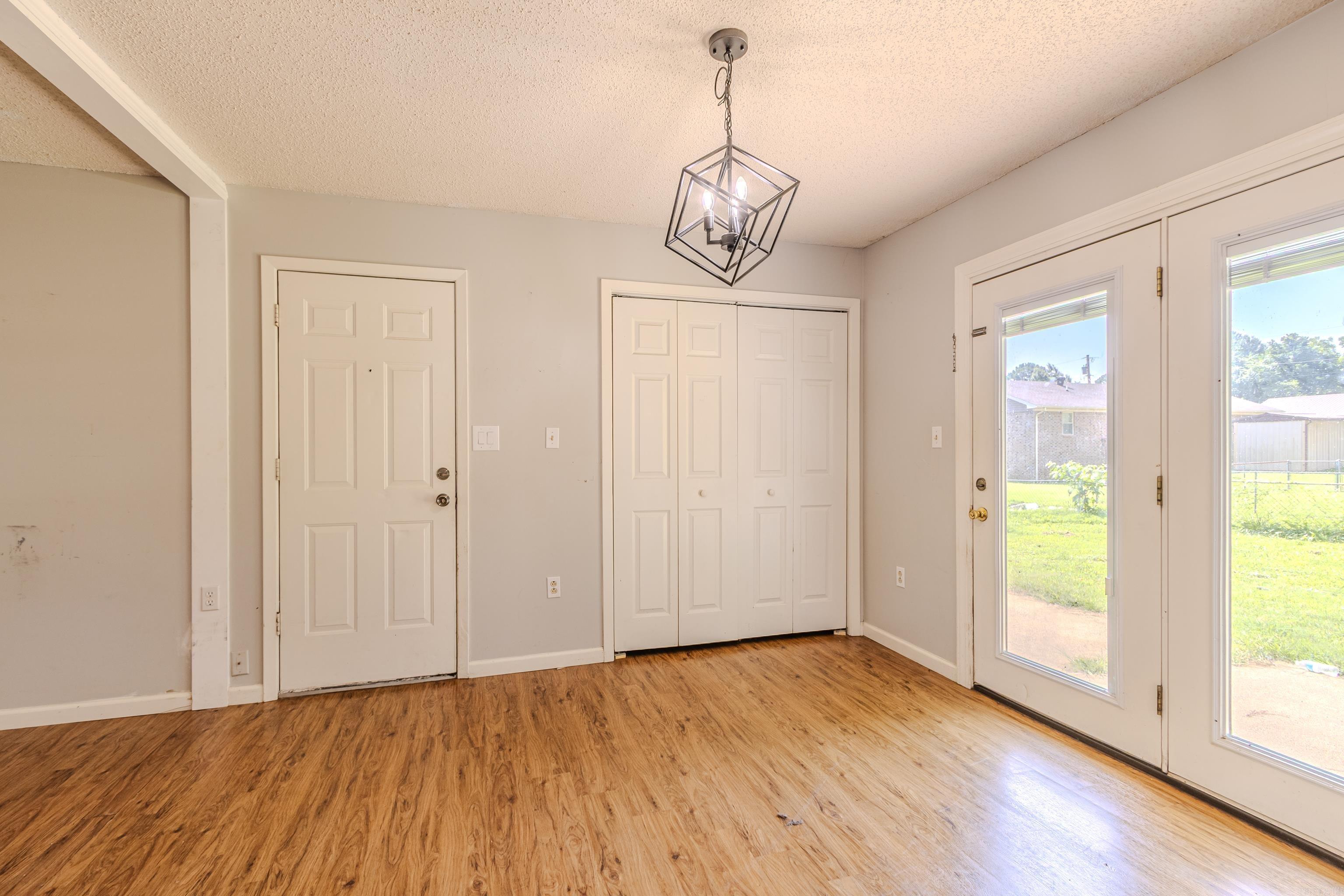 PLEASANT MEADOWS - Residential
