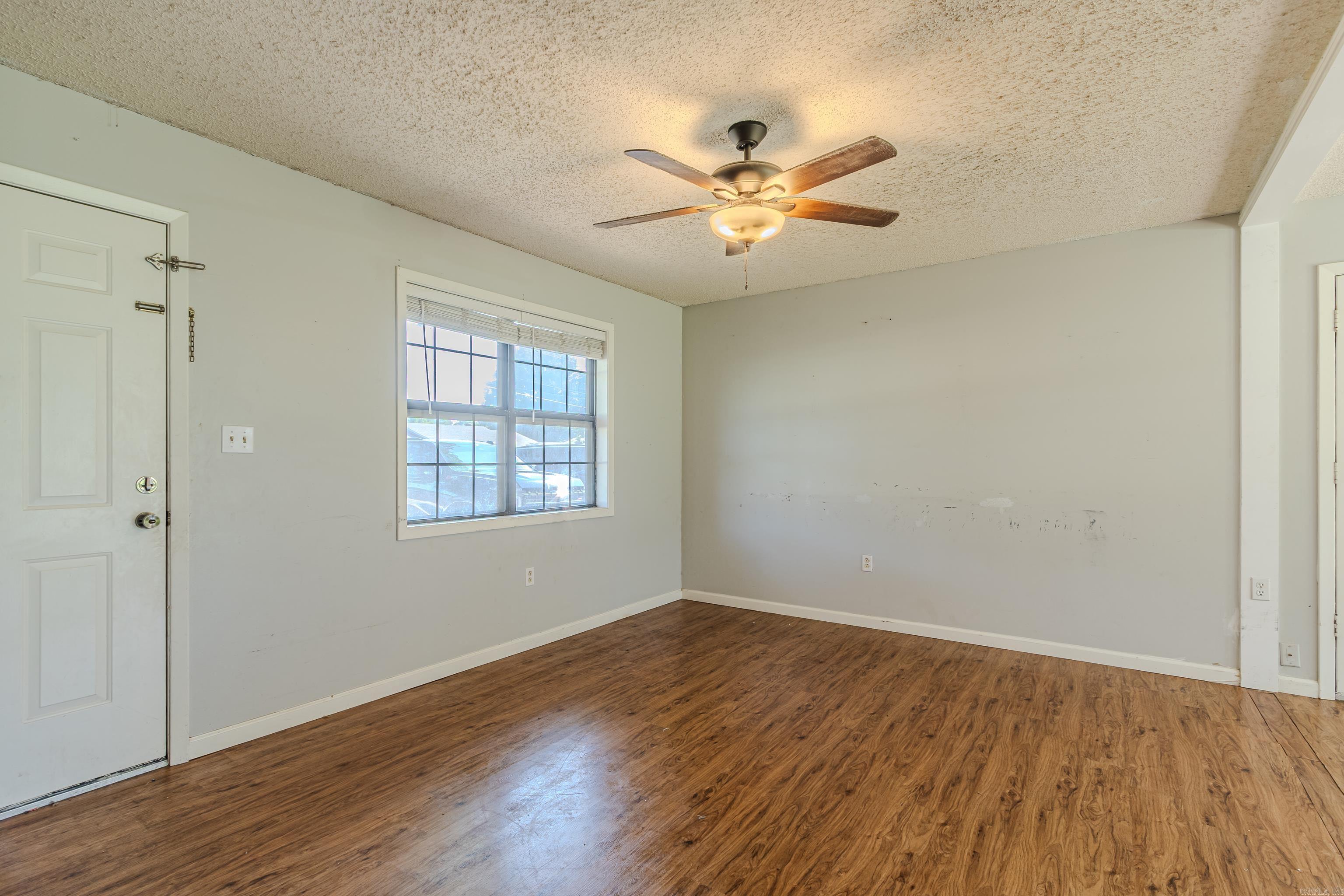 PLEASANT MEADOWS - Residential