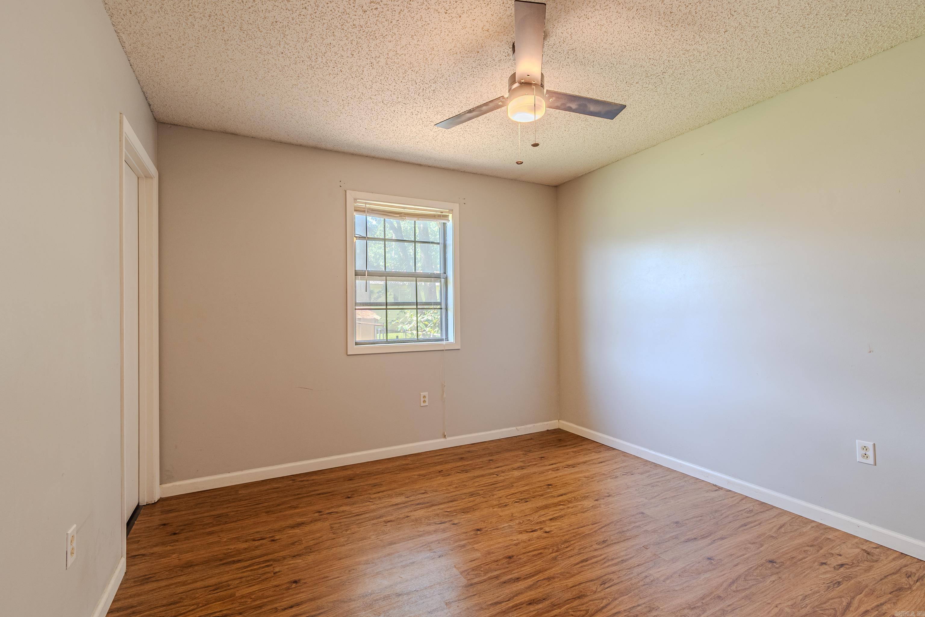 PLEASANT MEADOWS - Residential