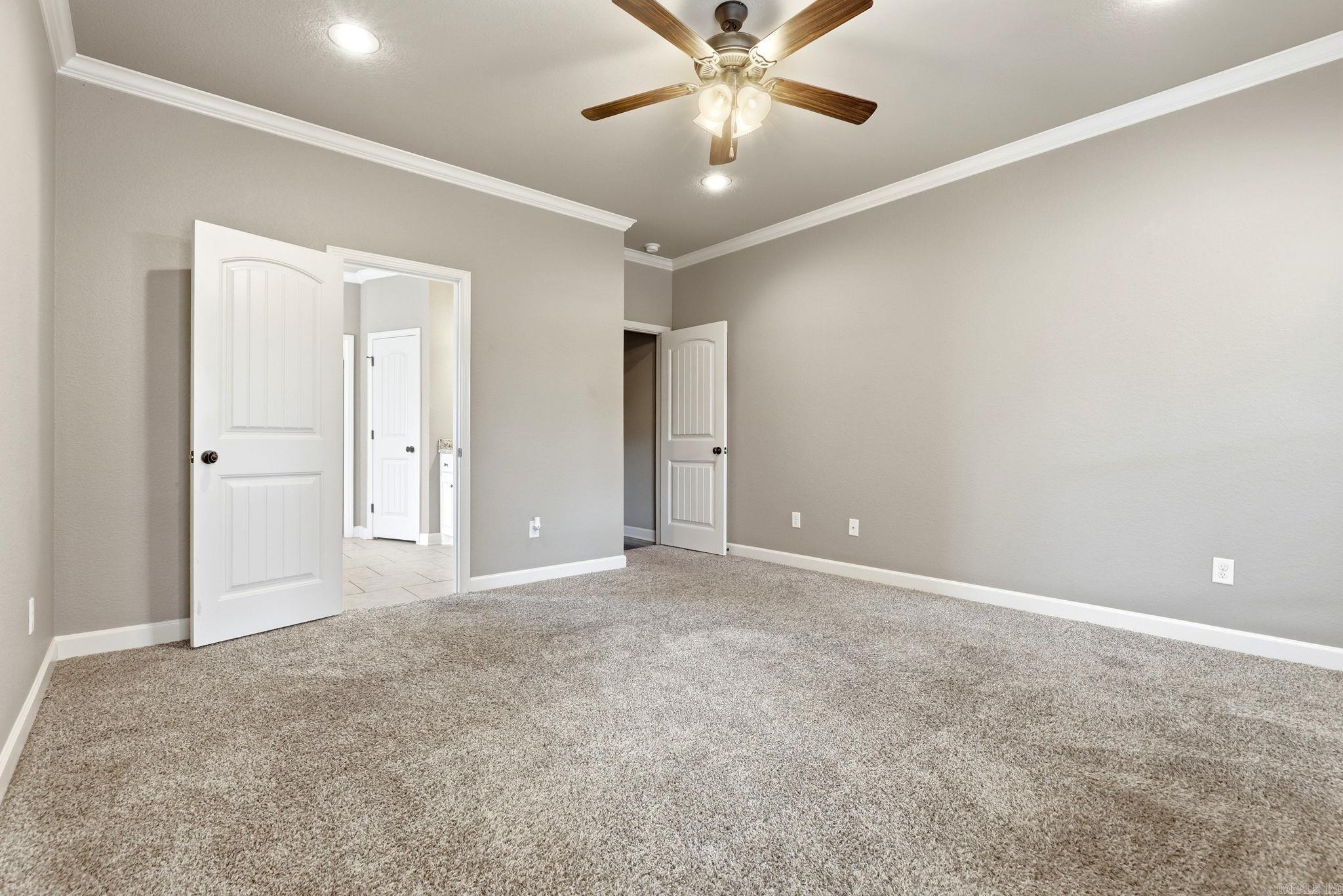 FOREST OAKS - Residential