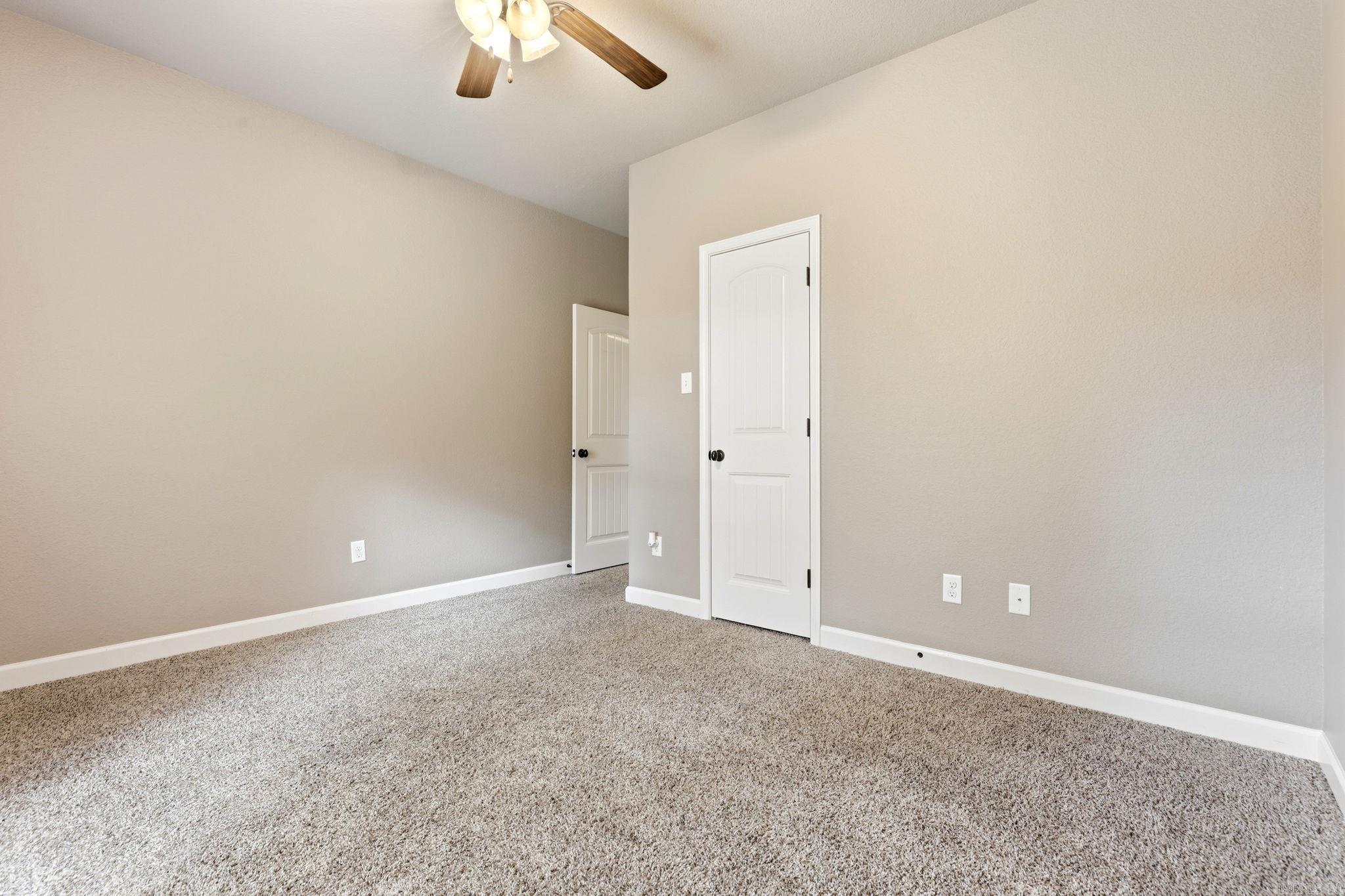 FOREST OAKS - Residential