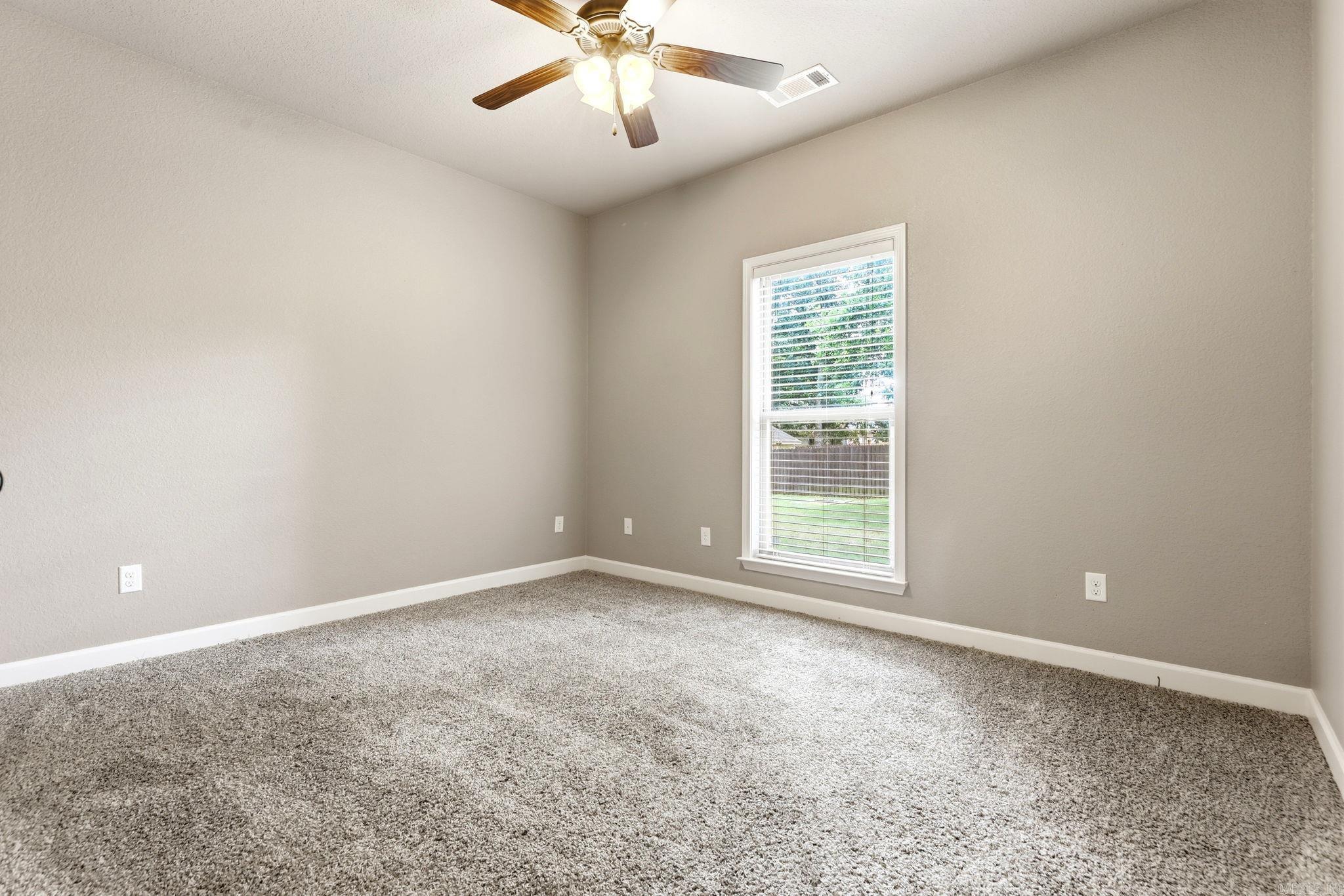 FOREST OAKS - Residential