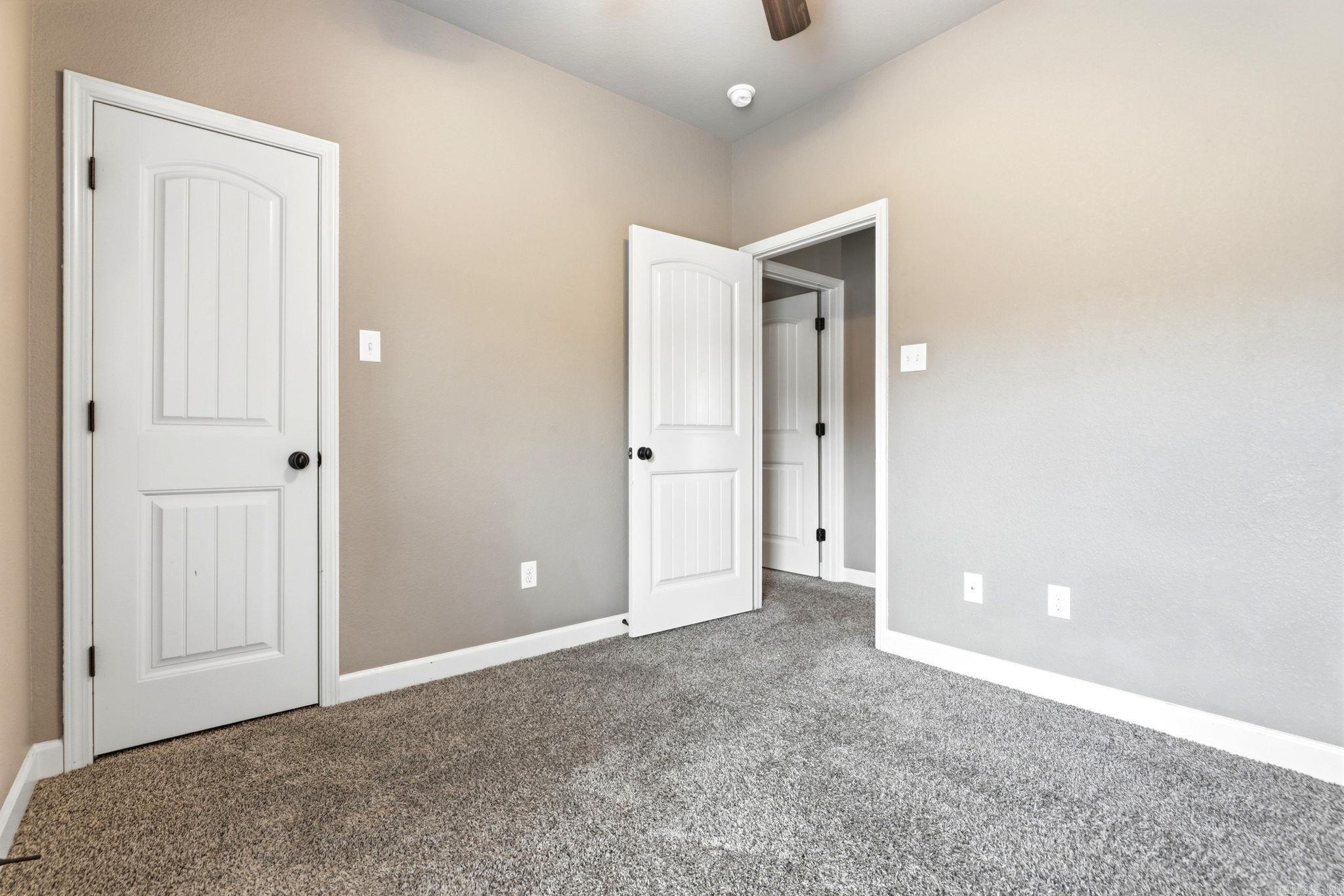 FOREST OAKS - Residential