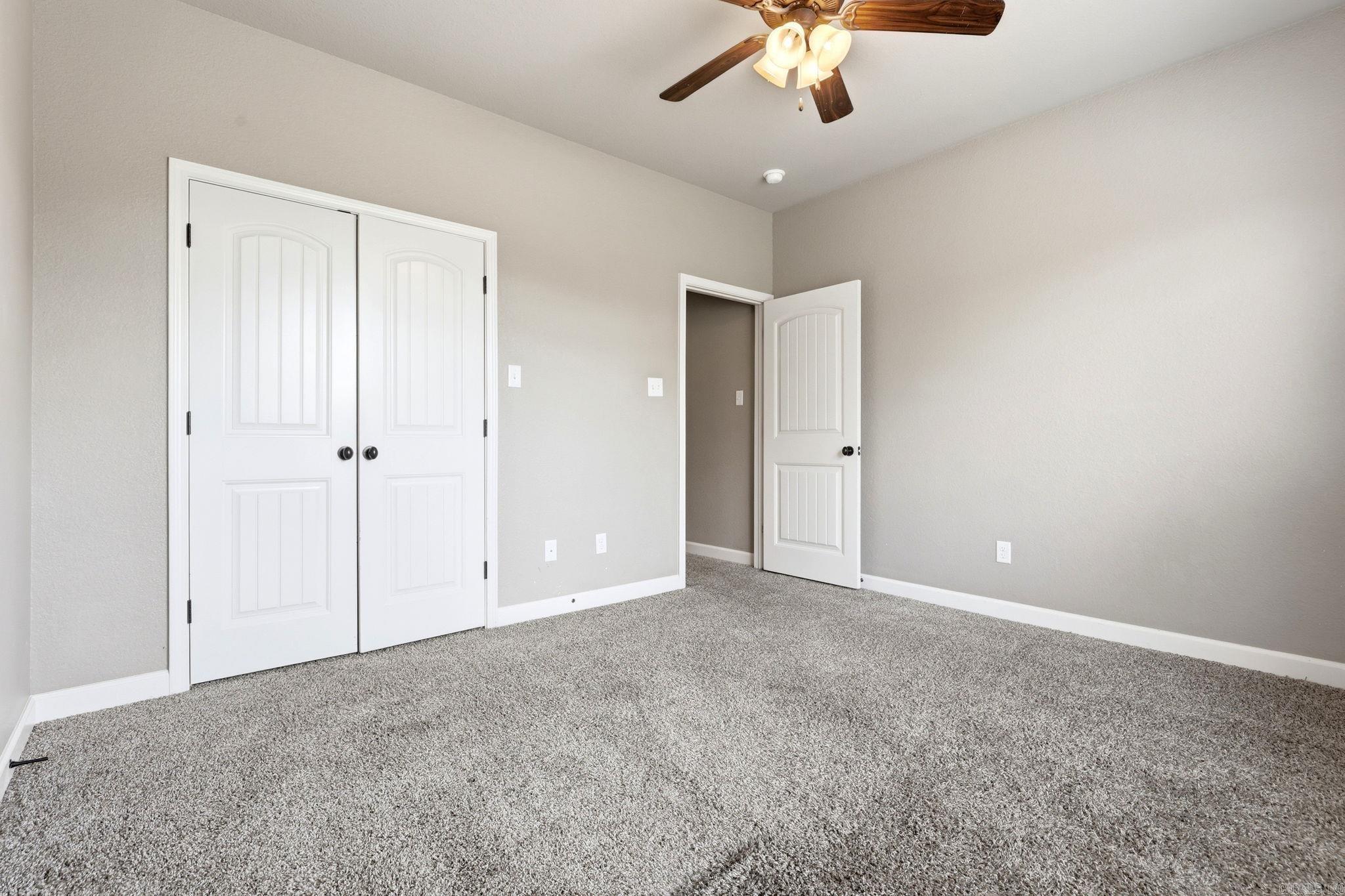 FOREST OAKS - Residential