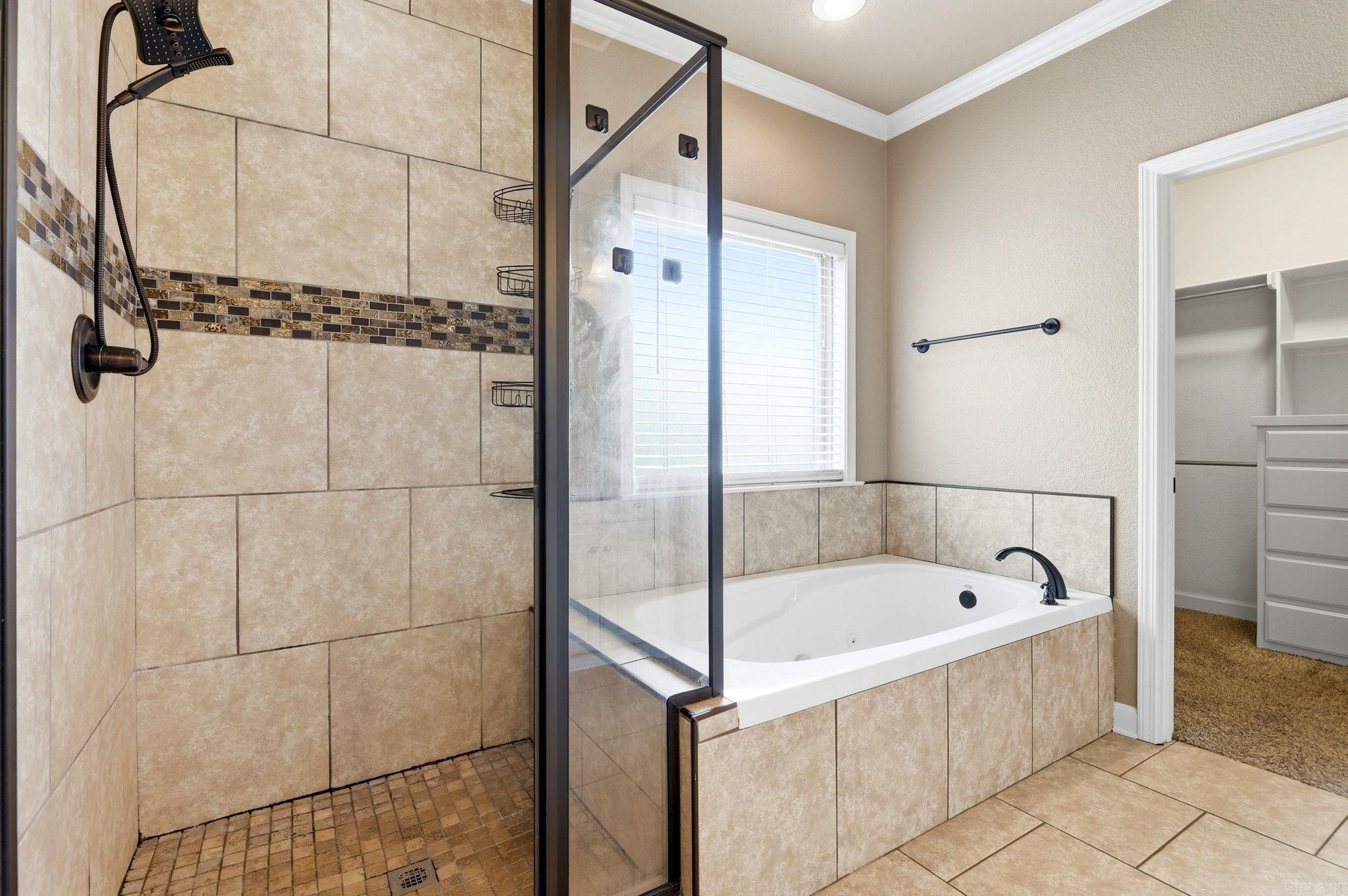 FOREST OAKS - Residential