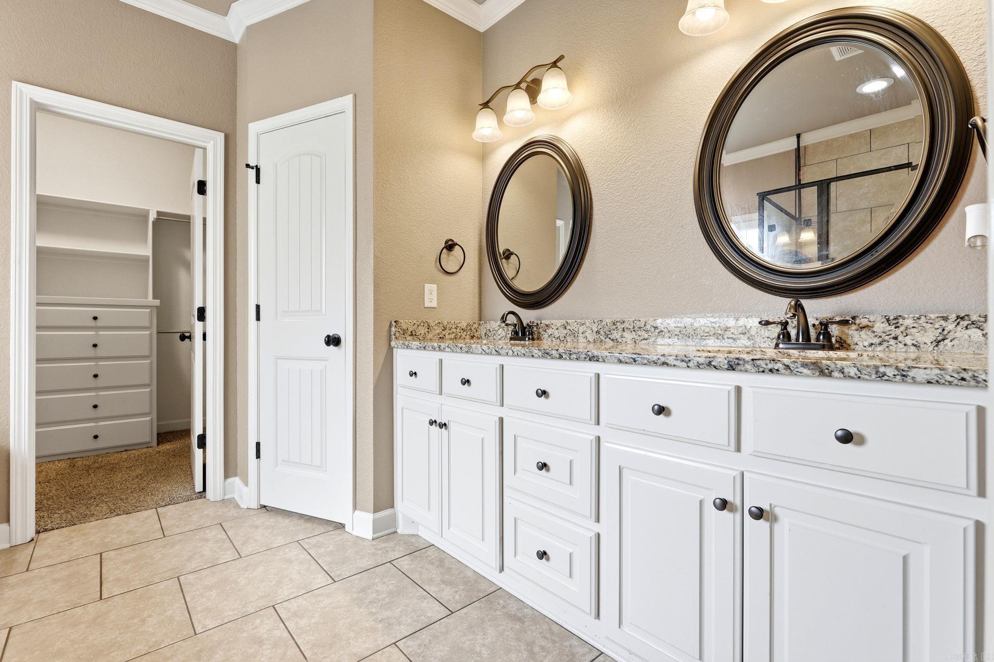 FOREST OAKS - Residential