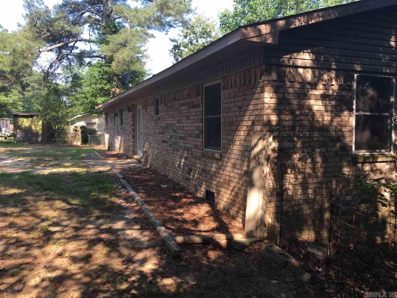 Lake Hamilton-Outside - Residential
