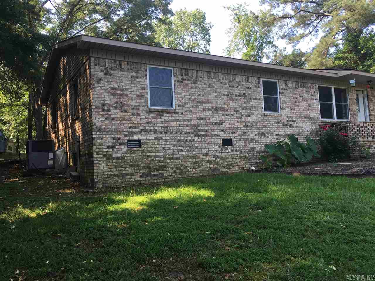 Lake Hamilton-Outside - Residential