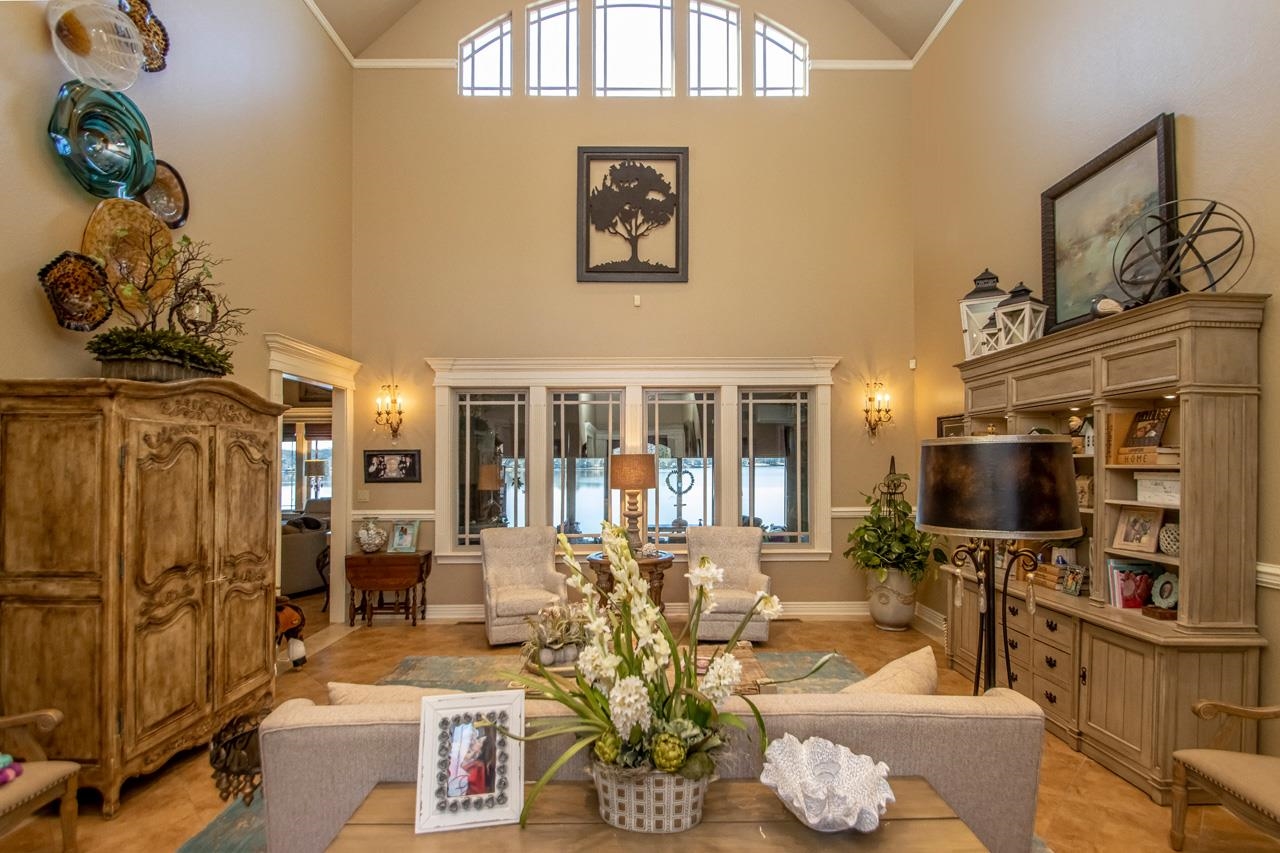 HURRICANE LAKE EST - Residential
