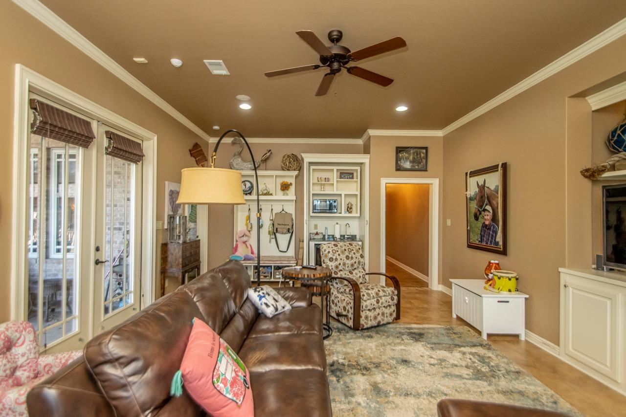 HURRICANE LAKE EST - Residential