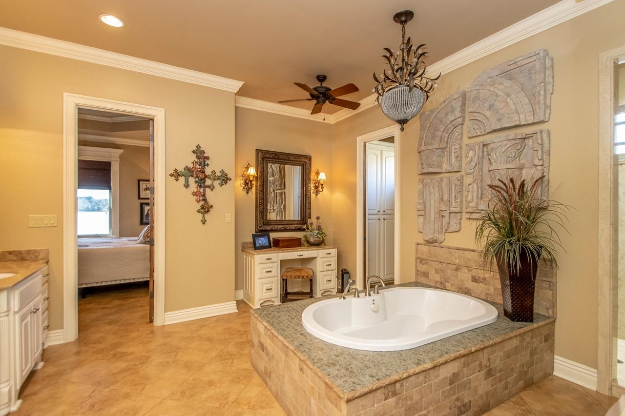 HURRICANE LAKE EST - Residential