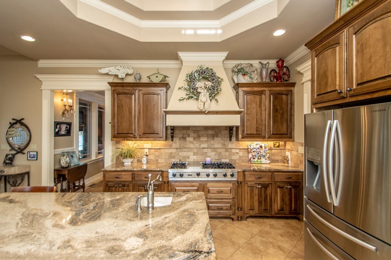 HURRICANE LAKE EST - Residential