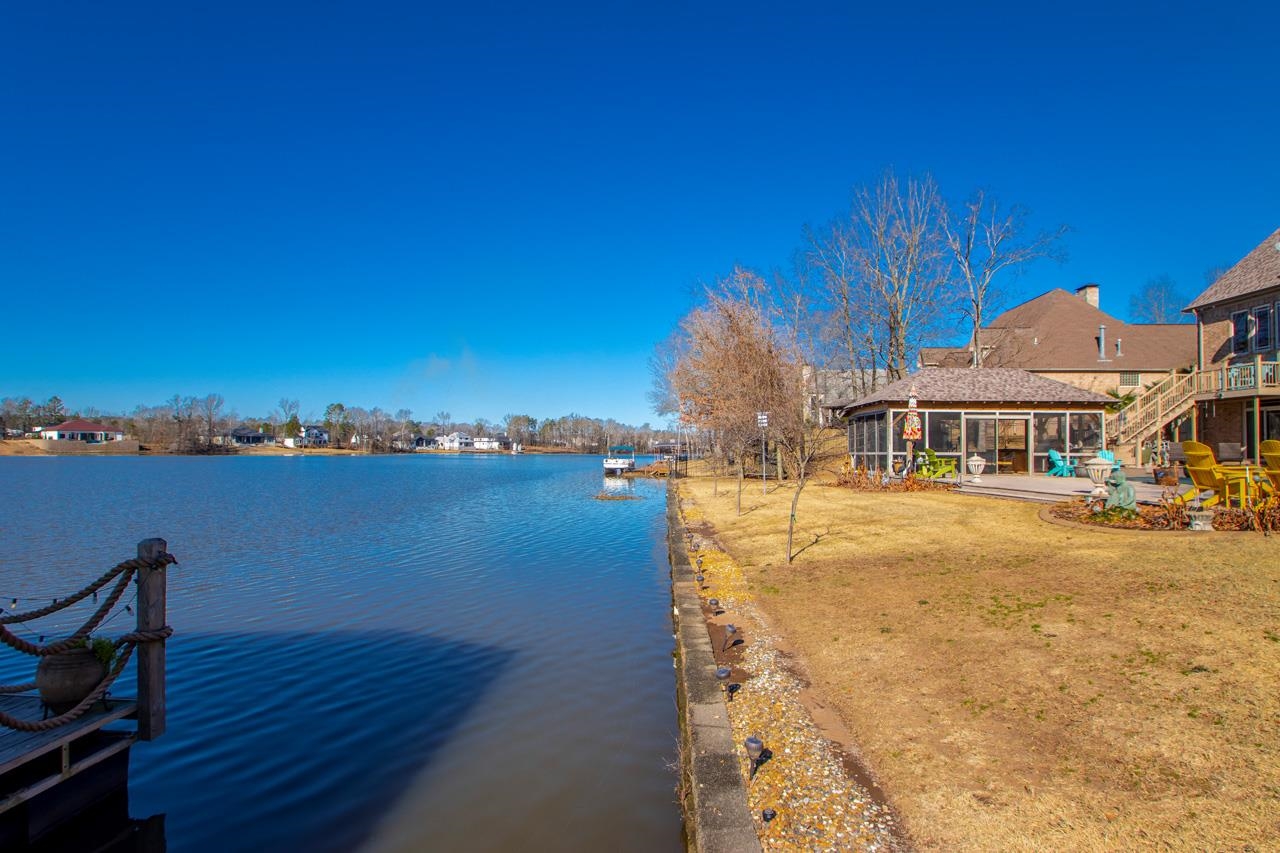 HURRICANE LAKE EST - Residential