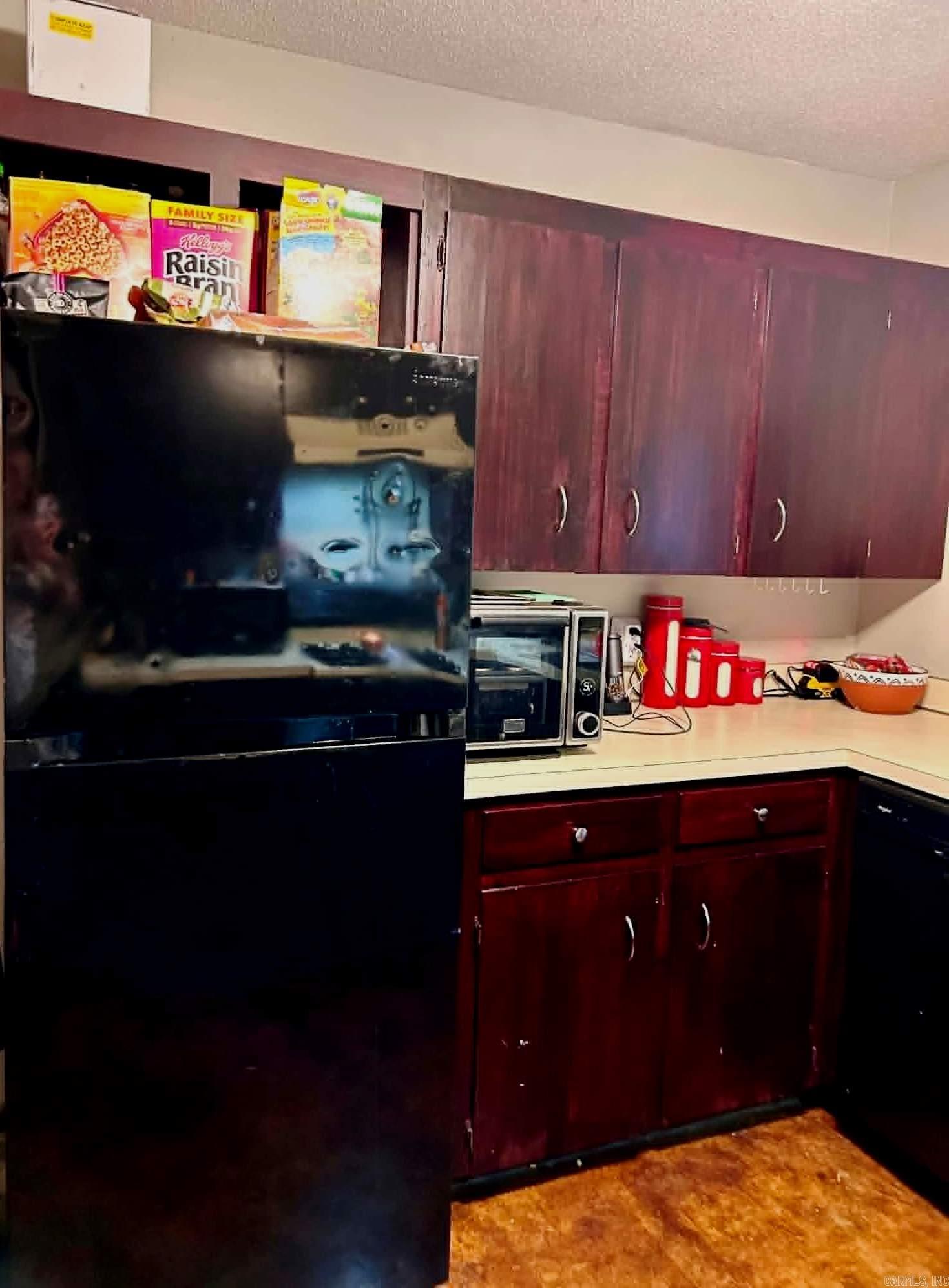 BETTS, GEORGE SD - Residential