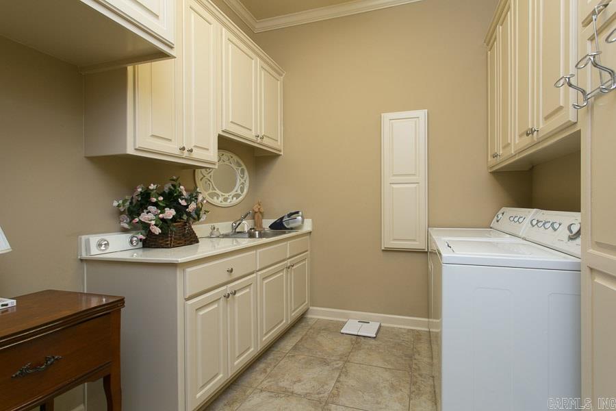 CHENAL VALLEY THE OAKS - Residential