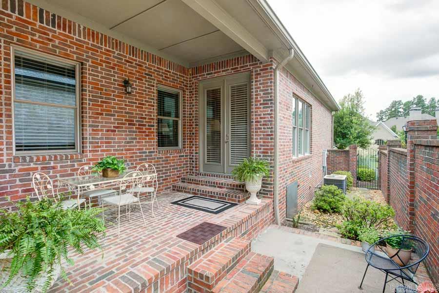 CHENAL VALLEY THE OAKS - Residential