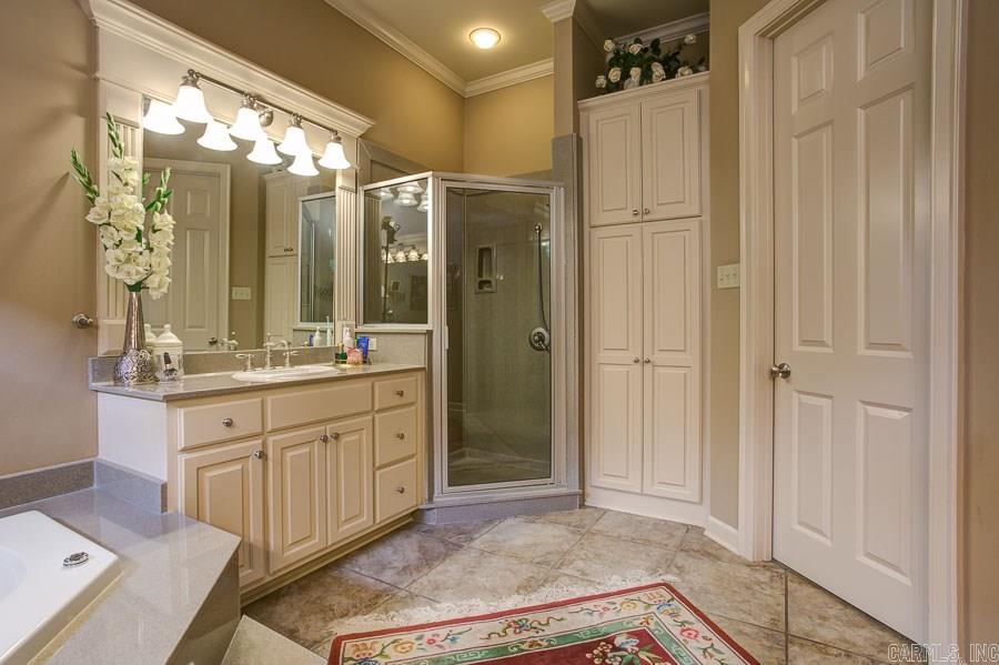 CHENAL VALLEY THE OAKS - Residential