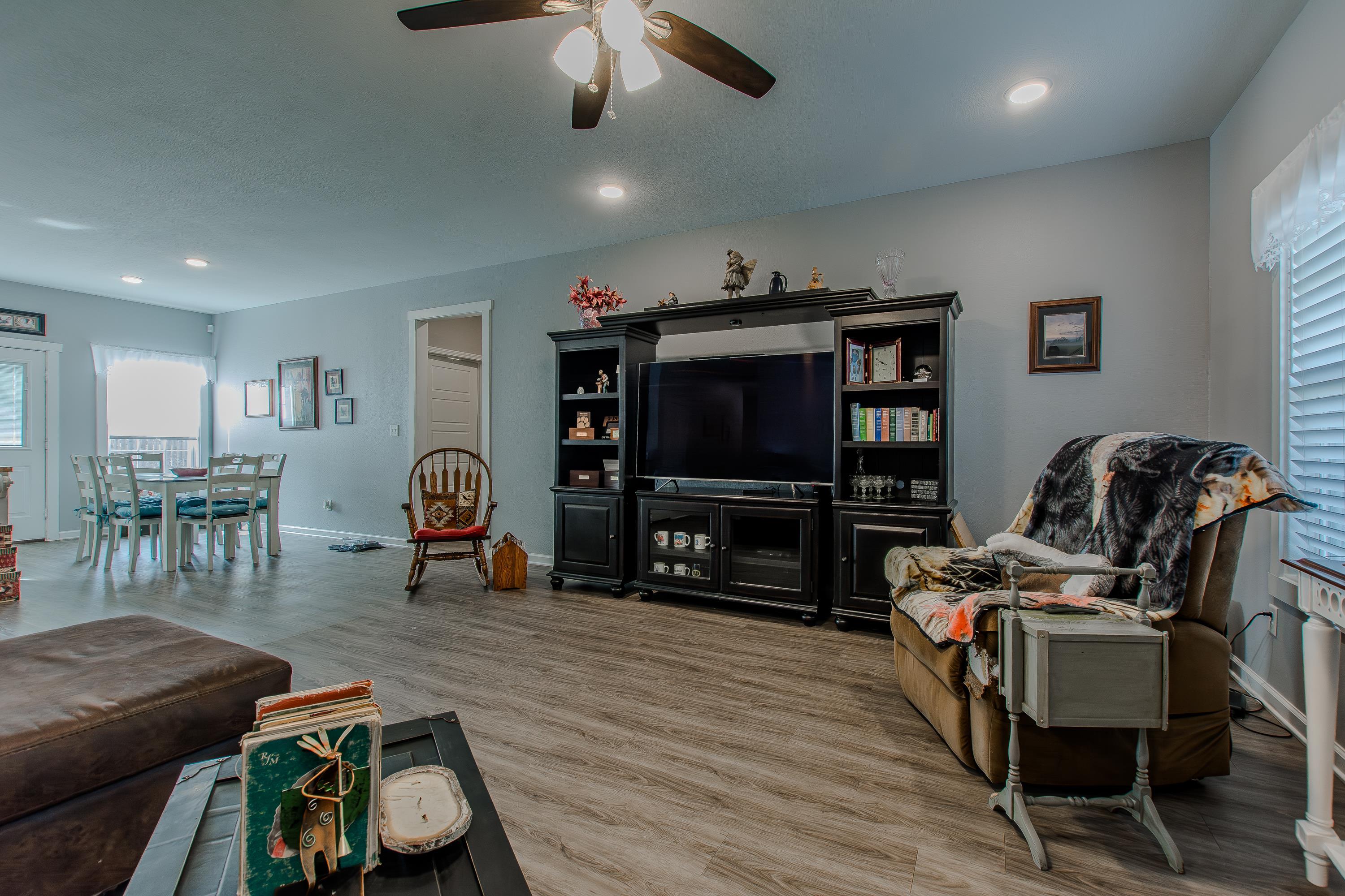 RICHLAND HILLS - Residential